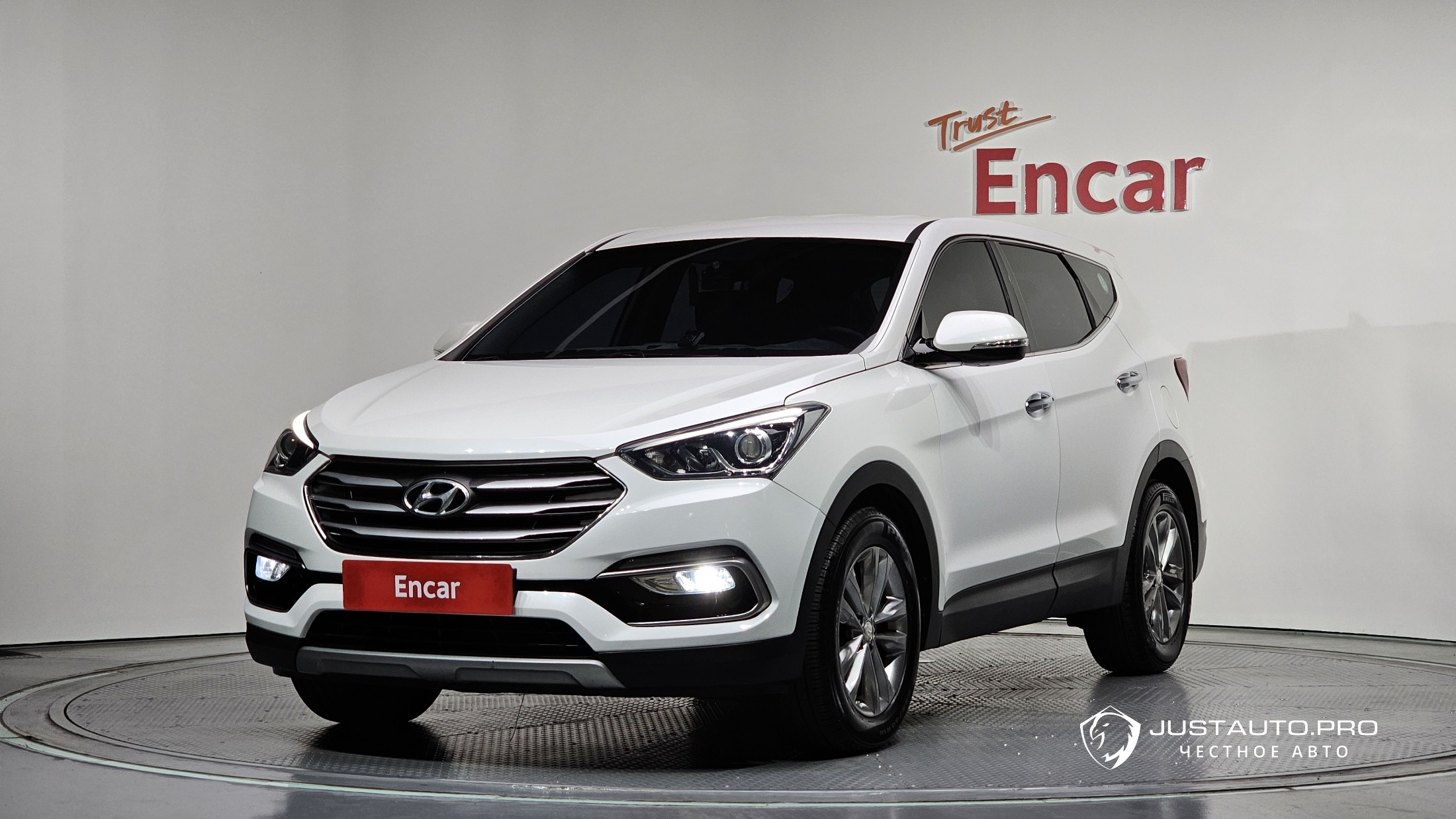 Автомобиль Hyundai Santafe