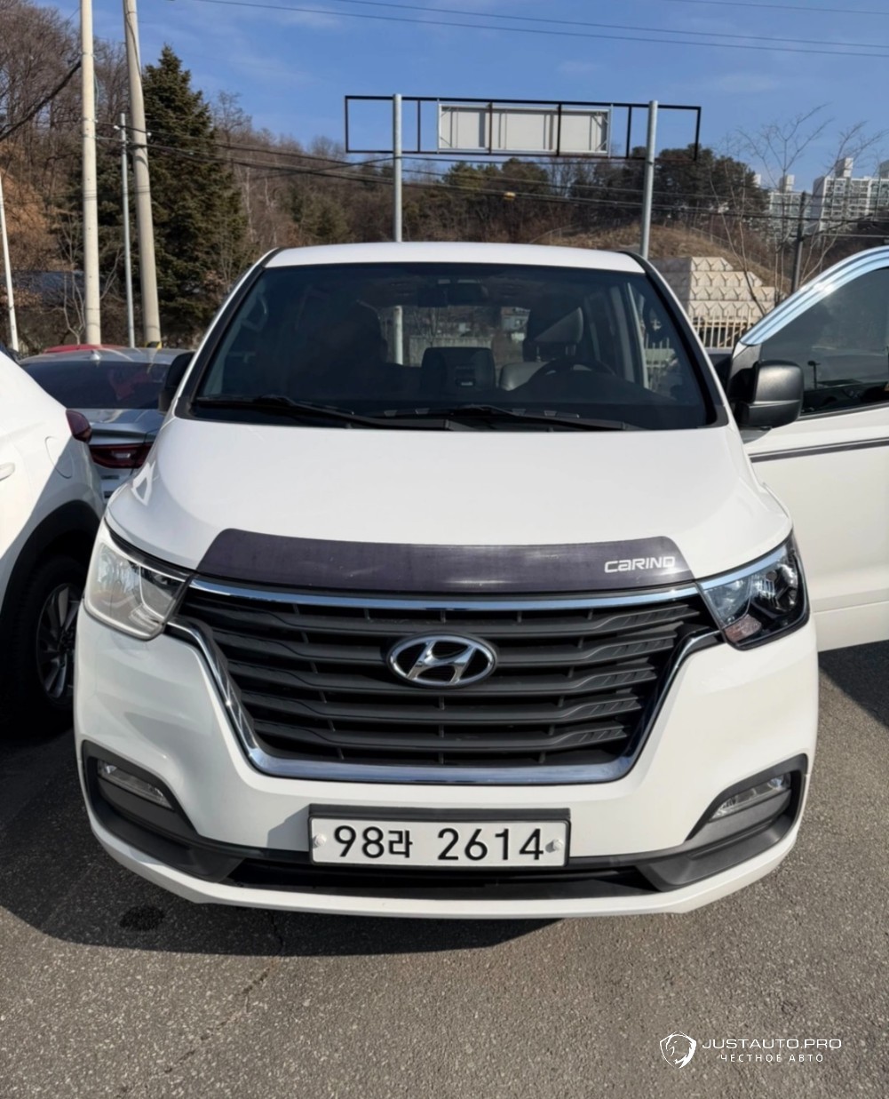 Автомобиль Hyundai Starex