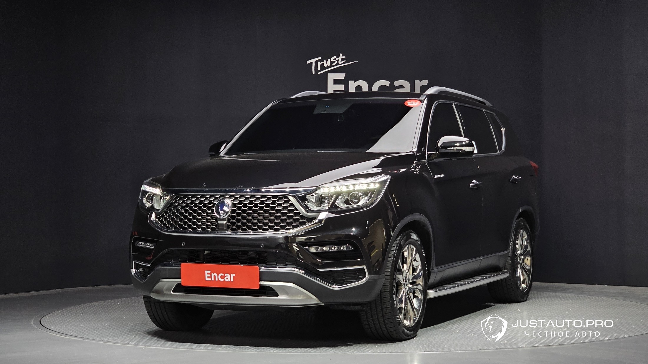 Автомобиль KG_Mobility_Ssangyong Rexton
