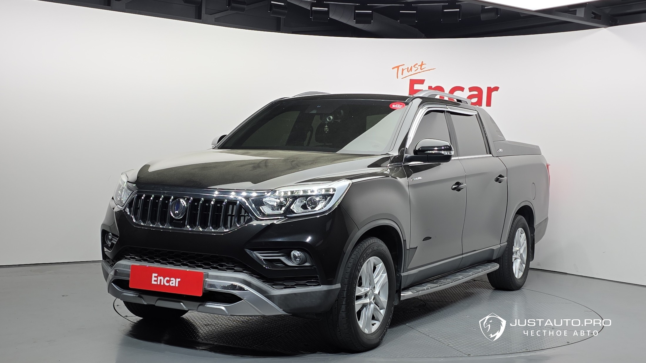 Автомобиль KG_Mobility_Ssangyong Rexton