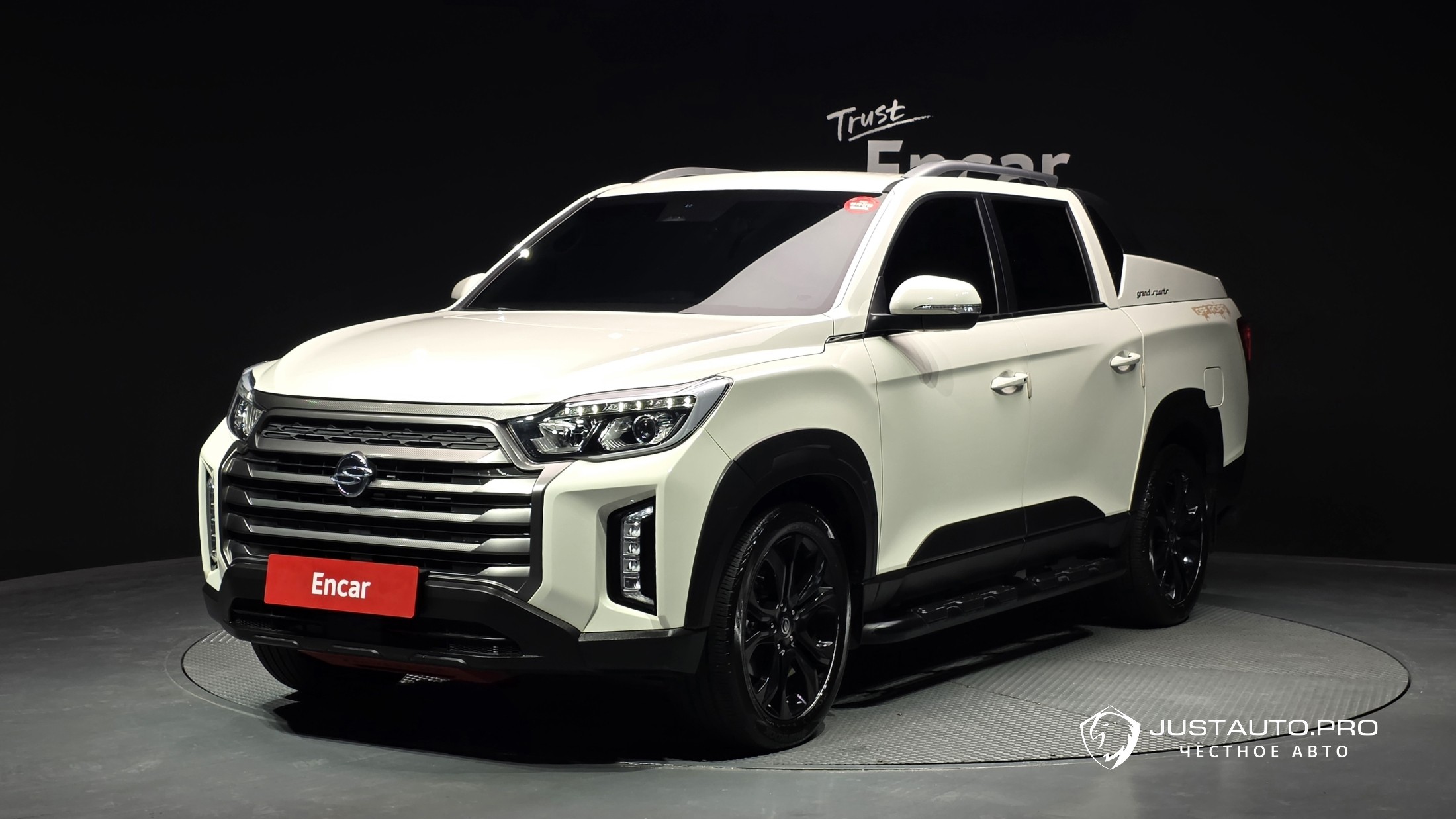 Автомобиль KG_Mobility_Ssangyong Rexton