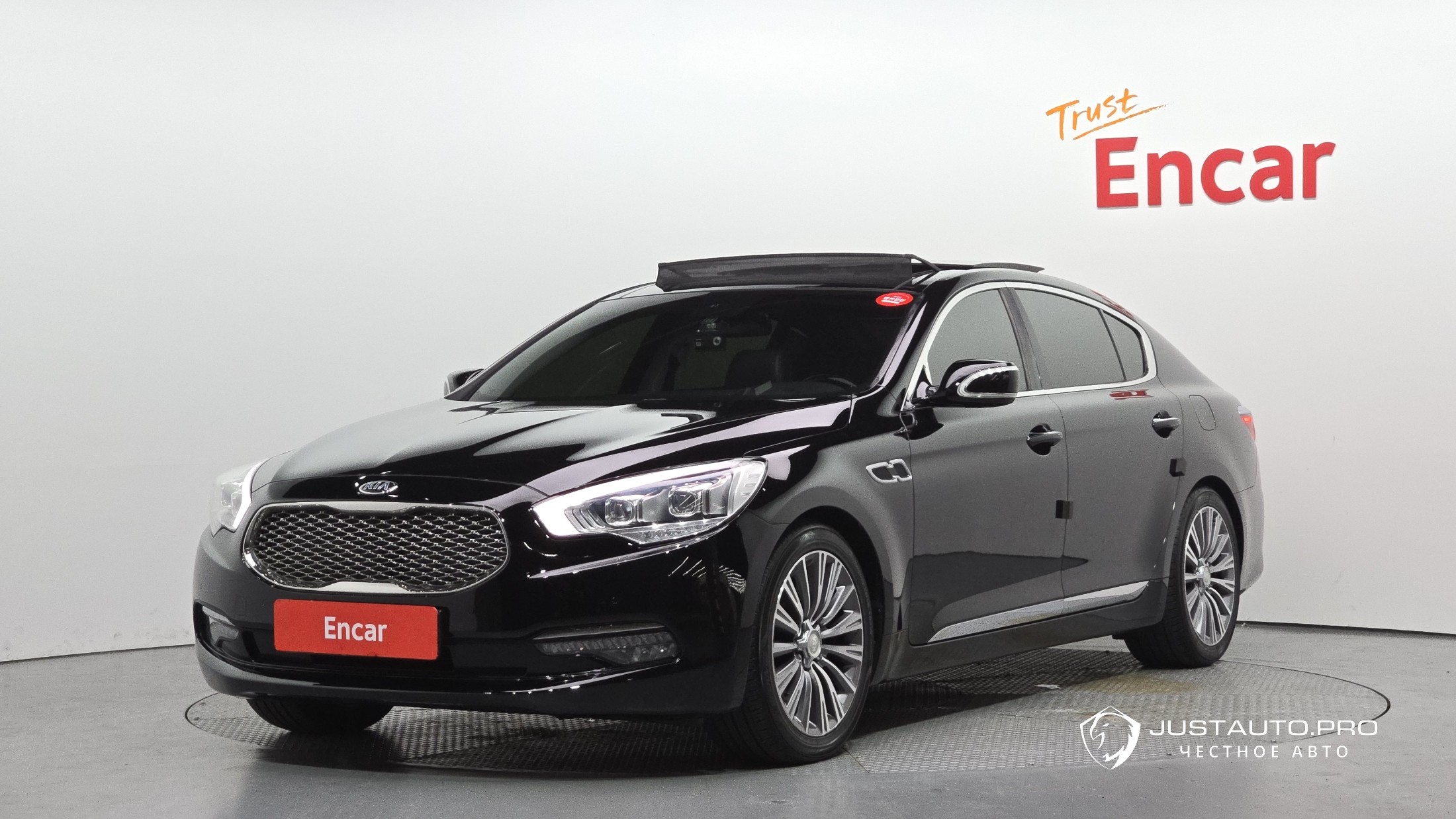 Автомобиль Kia K9