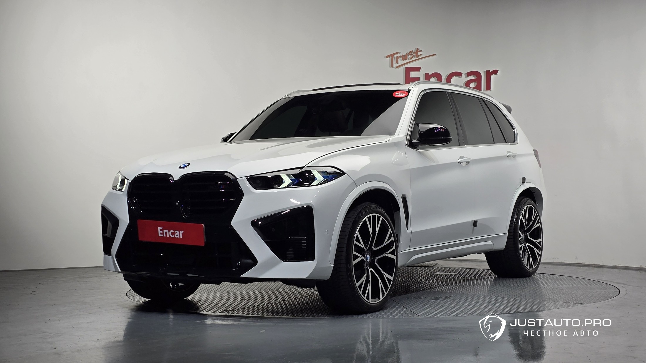 Автомобиль BMW X5
