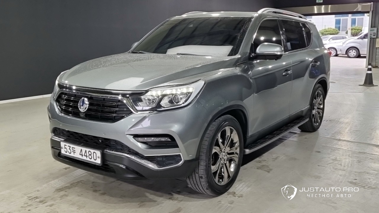Автомобиль KG_Mobility_Ssangyong Rexton