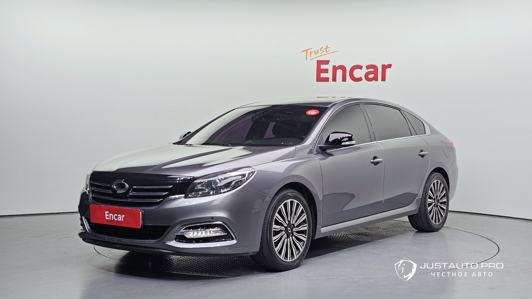 Автомобиль Renault-KoreaSamsung SM7