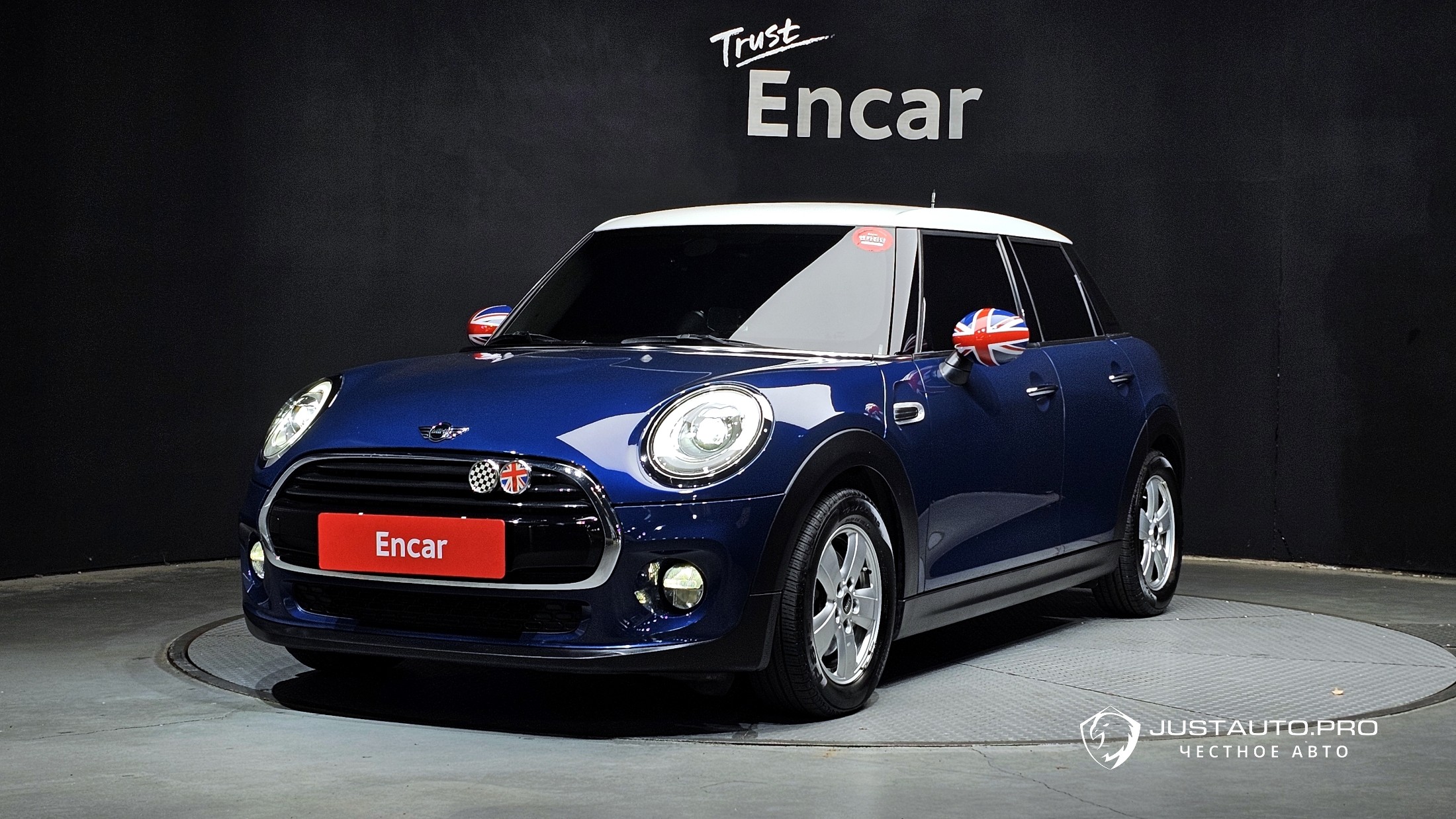 Автомобиль Mini Cooper