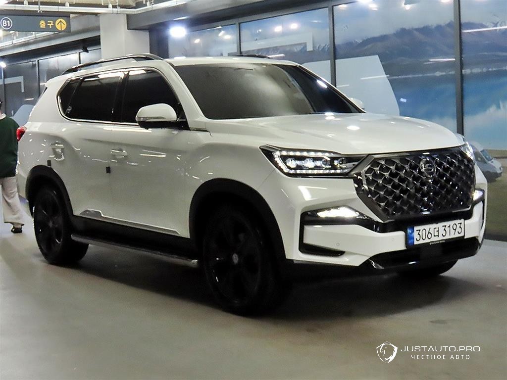 Автомобиль KG_Mobility_Ssangyong Rexton