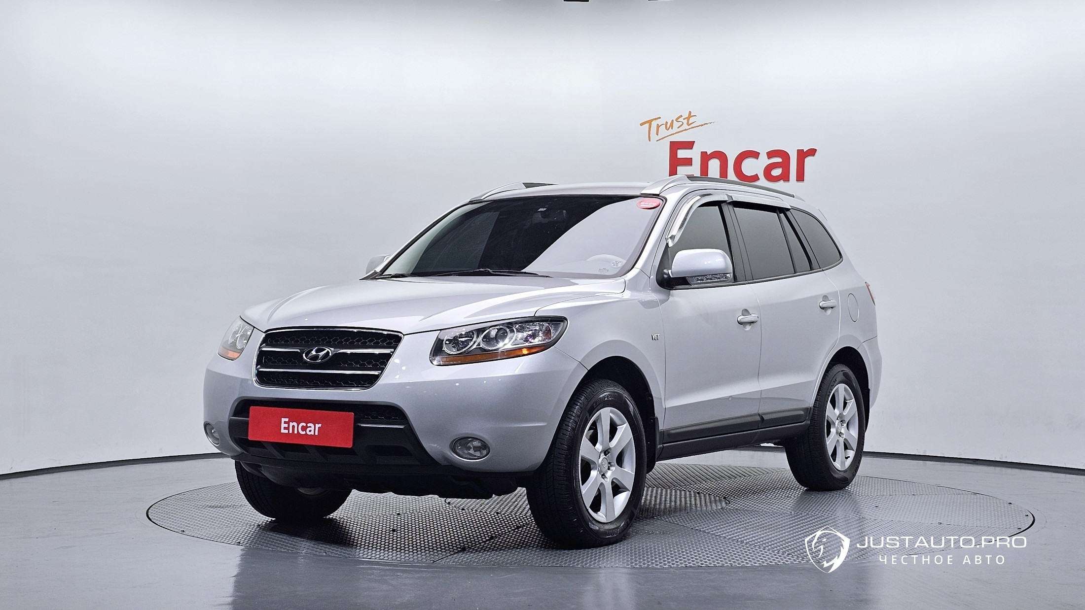Автомобиль Hyundai Santafe