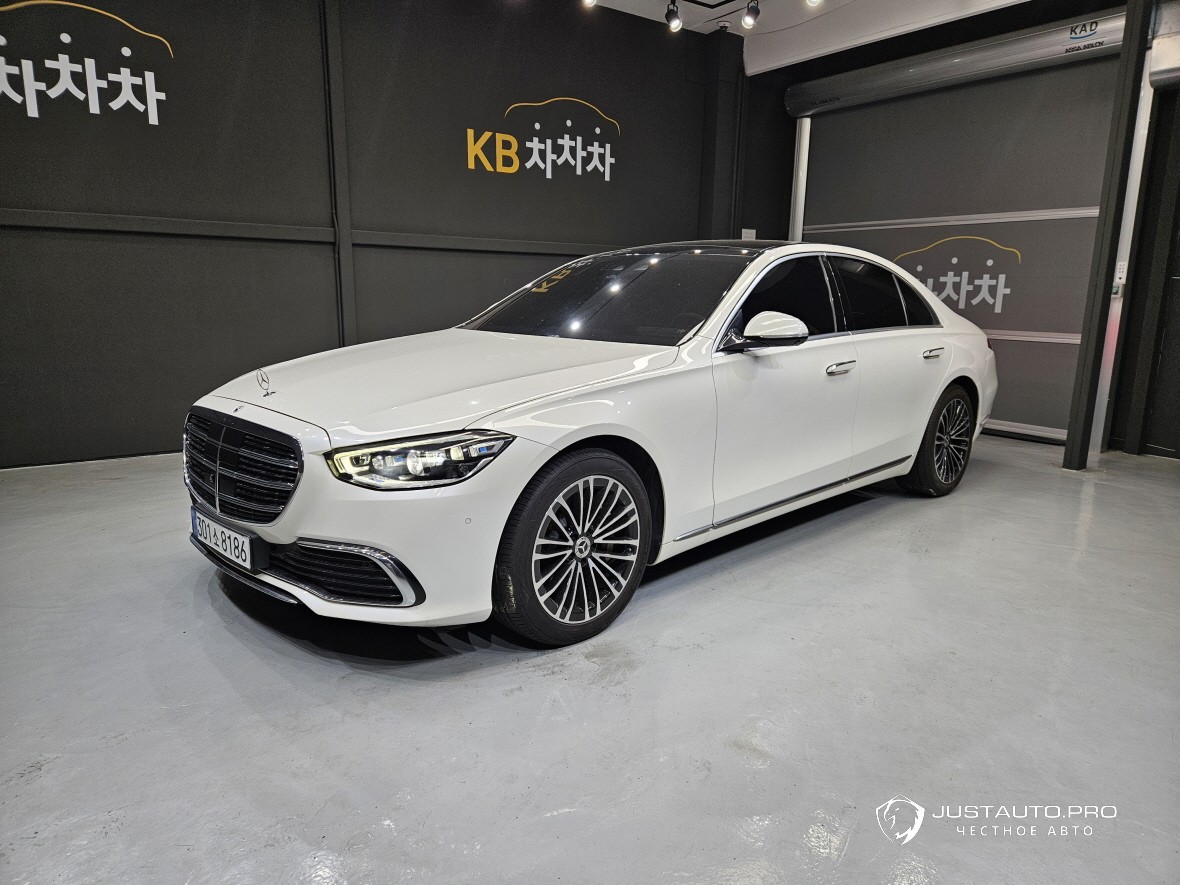 Автомобиль Mercedes-Benz S-Class