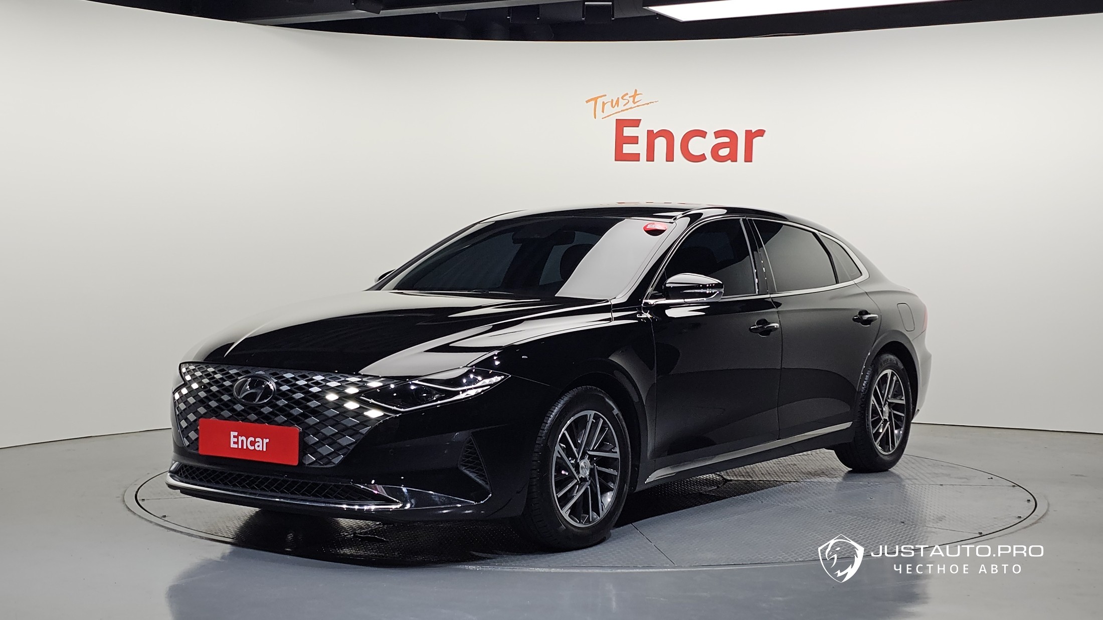 Автомобиль Hyundai Grandeur