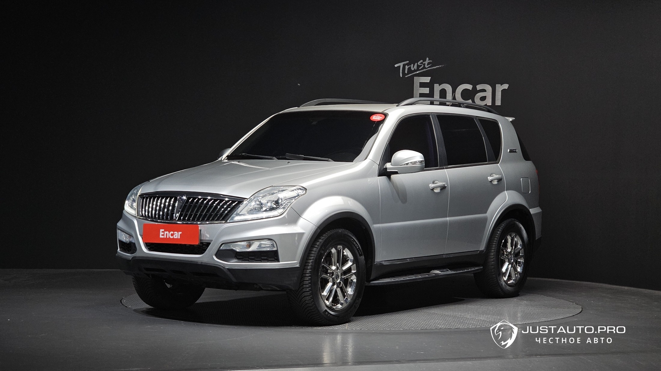 Автомобиль KG_Mobility_Ssangyong Rexton