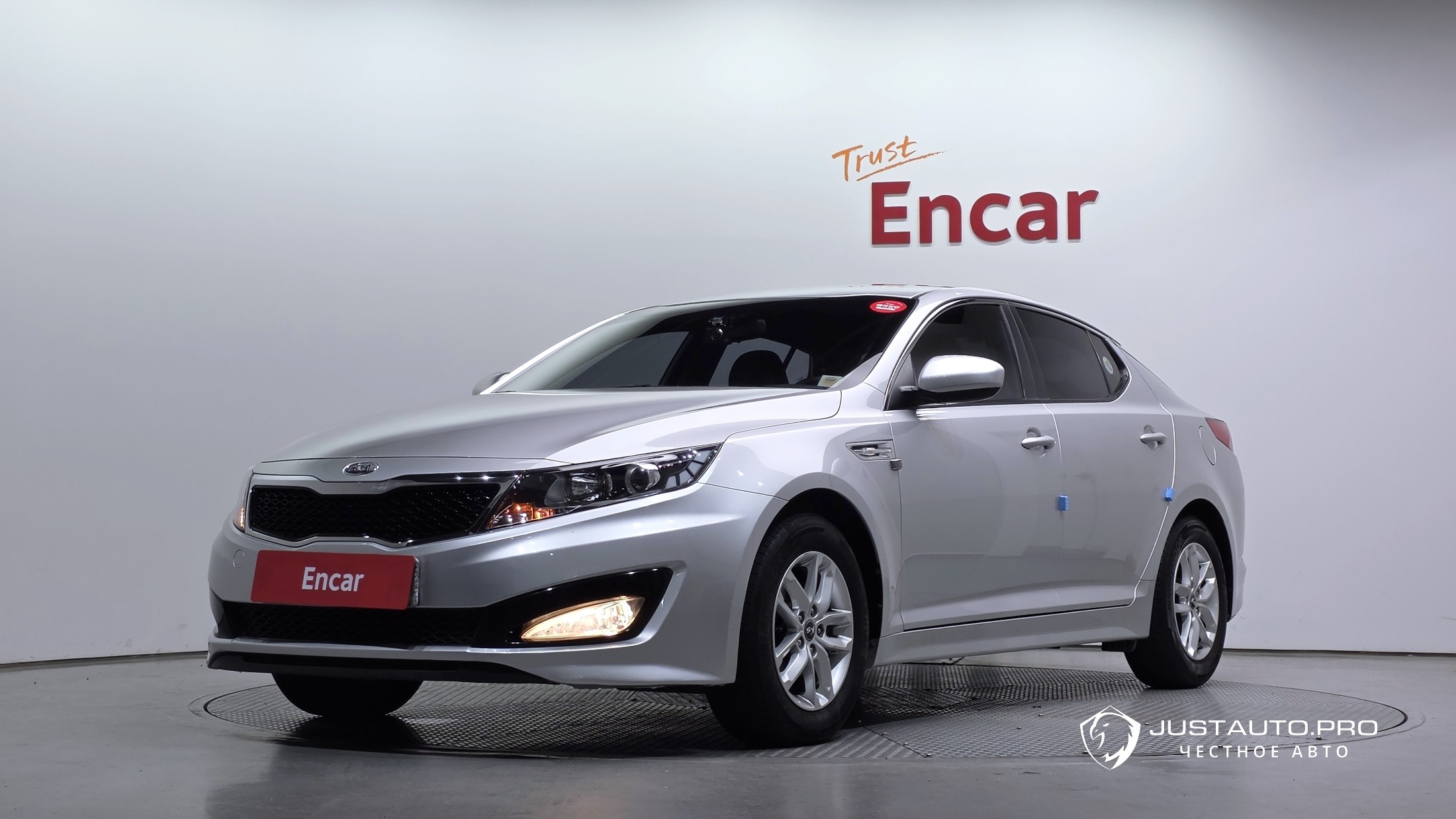 Автомобиль Kia K5