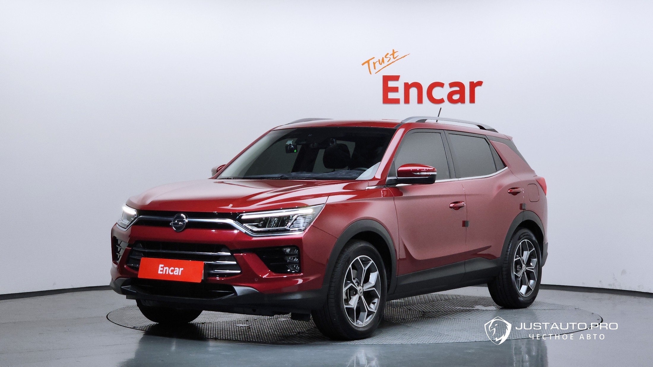 Автомобиль KG_Mobility_Ssangyong KORANDO