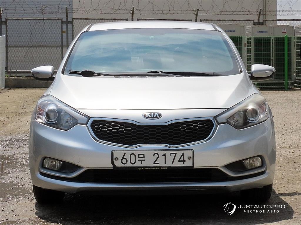 Автомобиль Kia K3