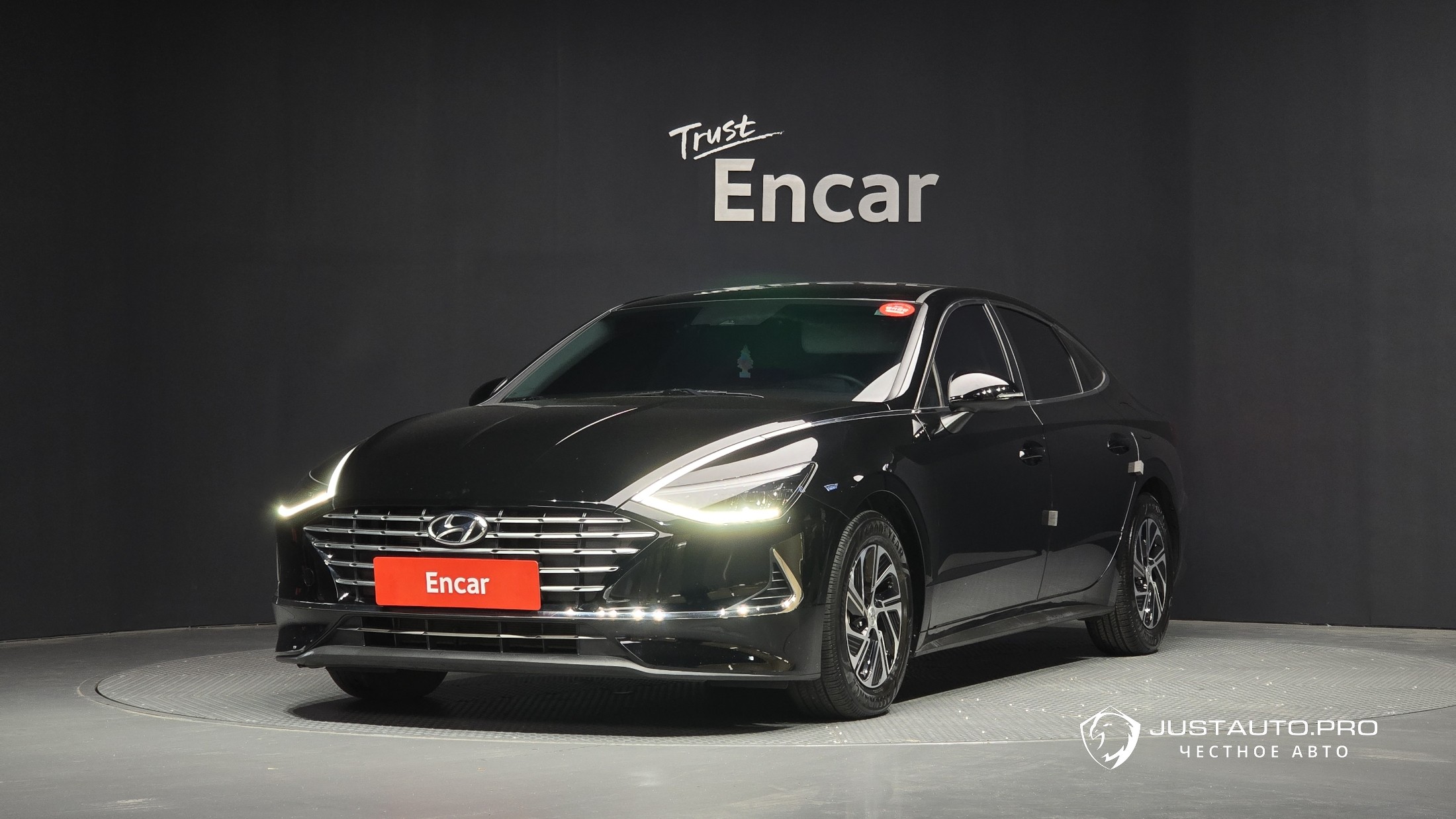 Автомобиль Hyundai Sonata
