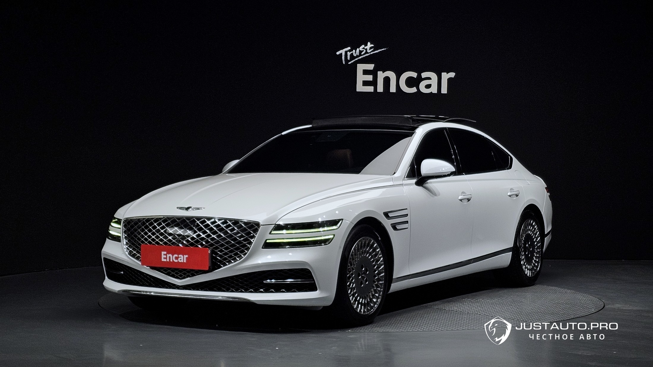 Автомобиль Genesis G80
