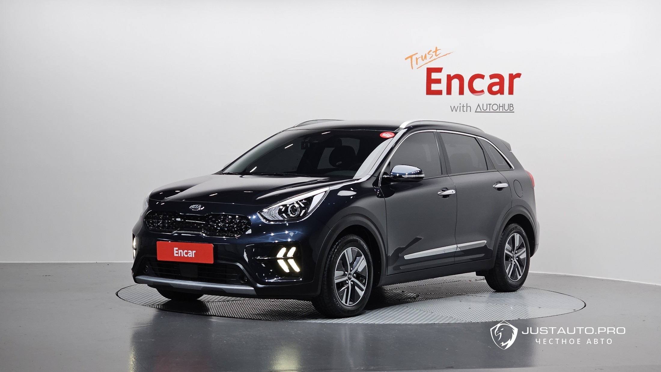 Автомобиль Kia Niro