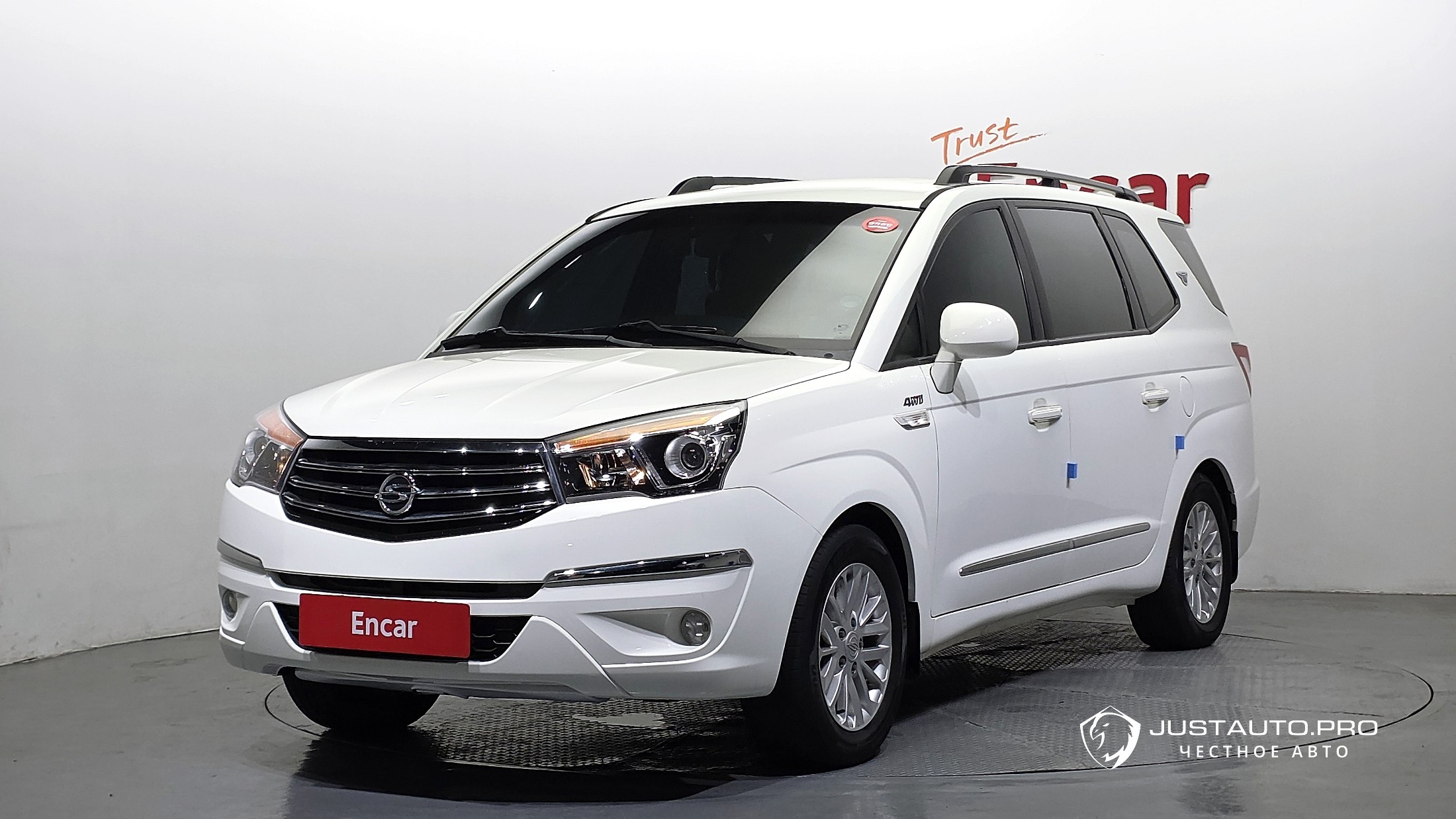 Автомобиль KG_Mobility_Ssangyong KORANDO