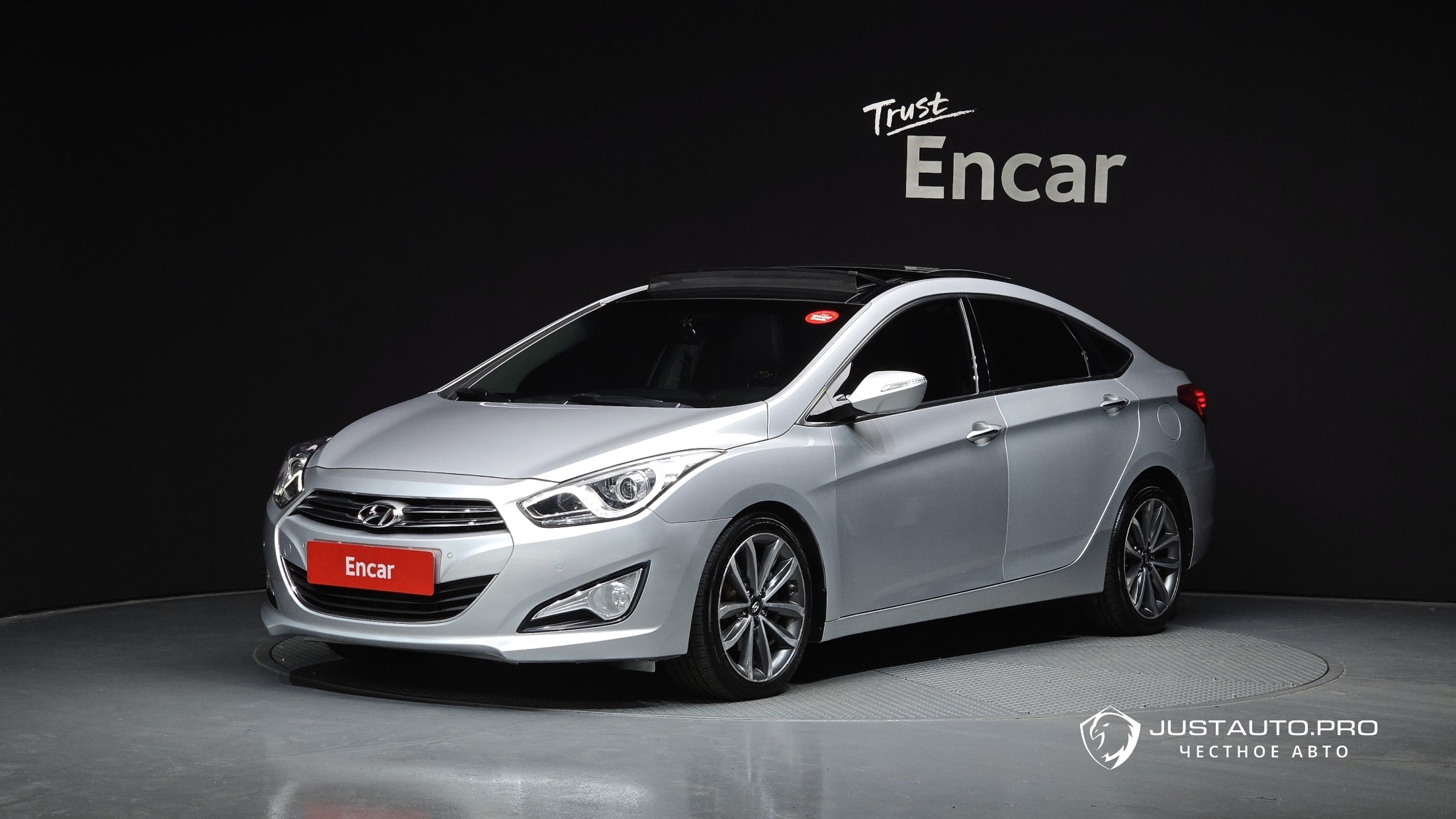 Автомобиль Hyundai i40