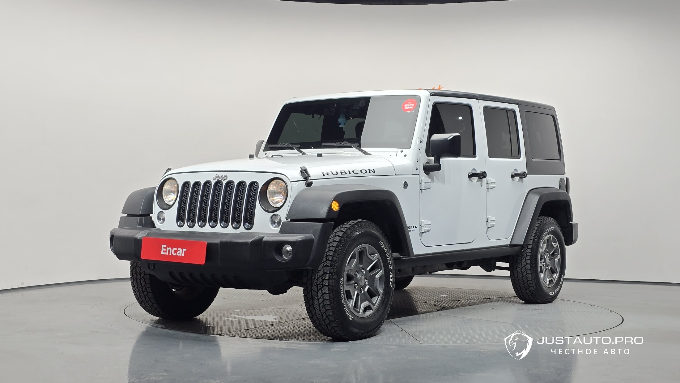 Автомобиль Jeep Wrangler