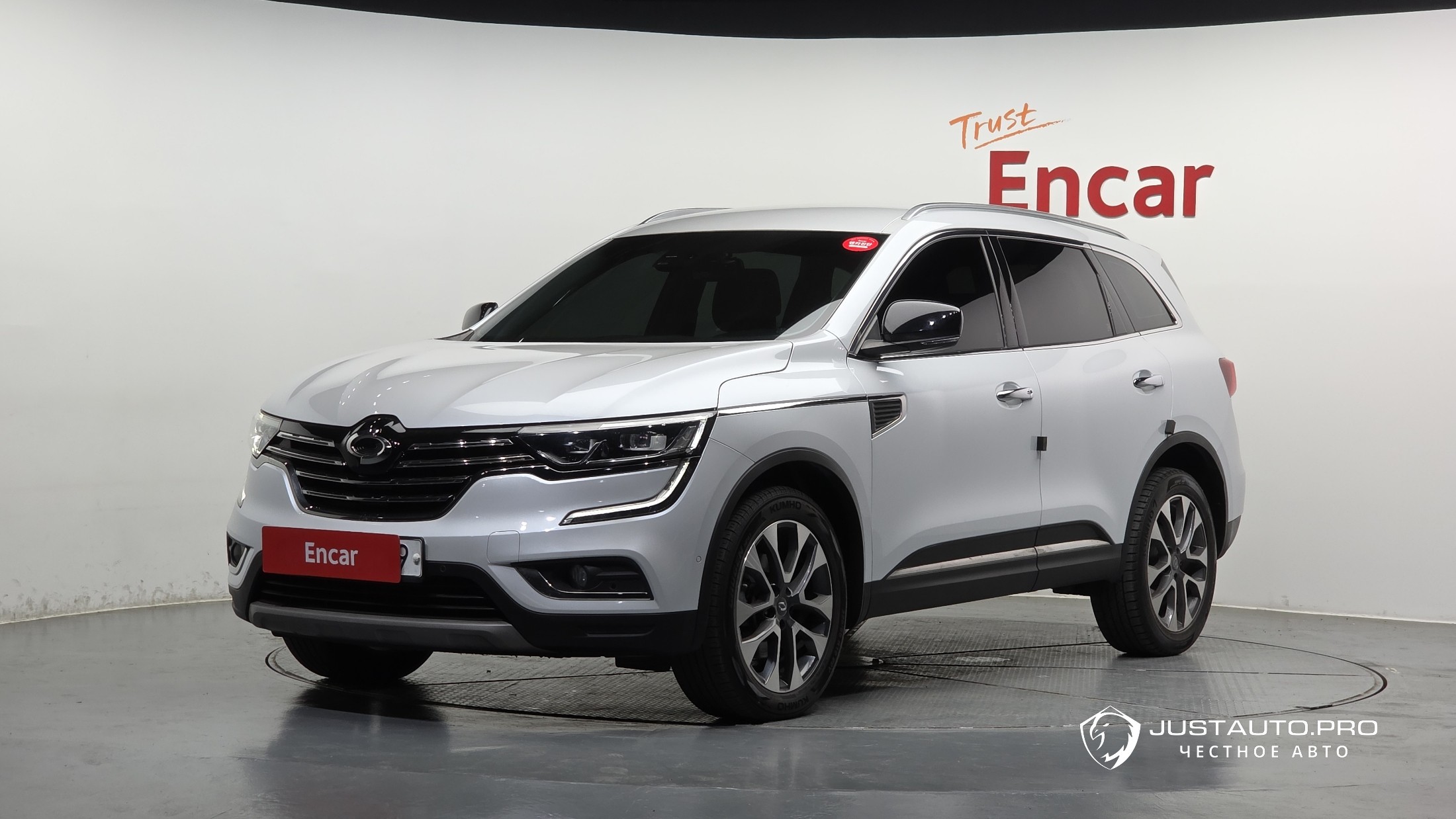 Автомобиль Renault-KoreaSamsung QM6