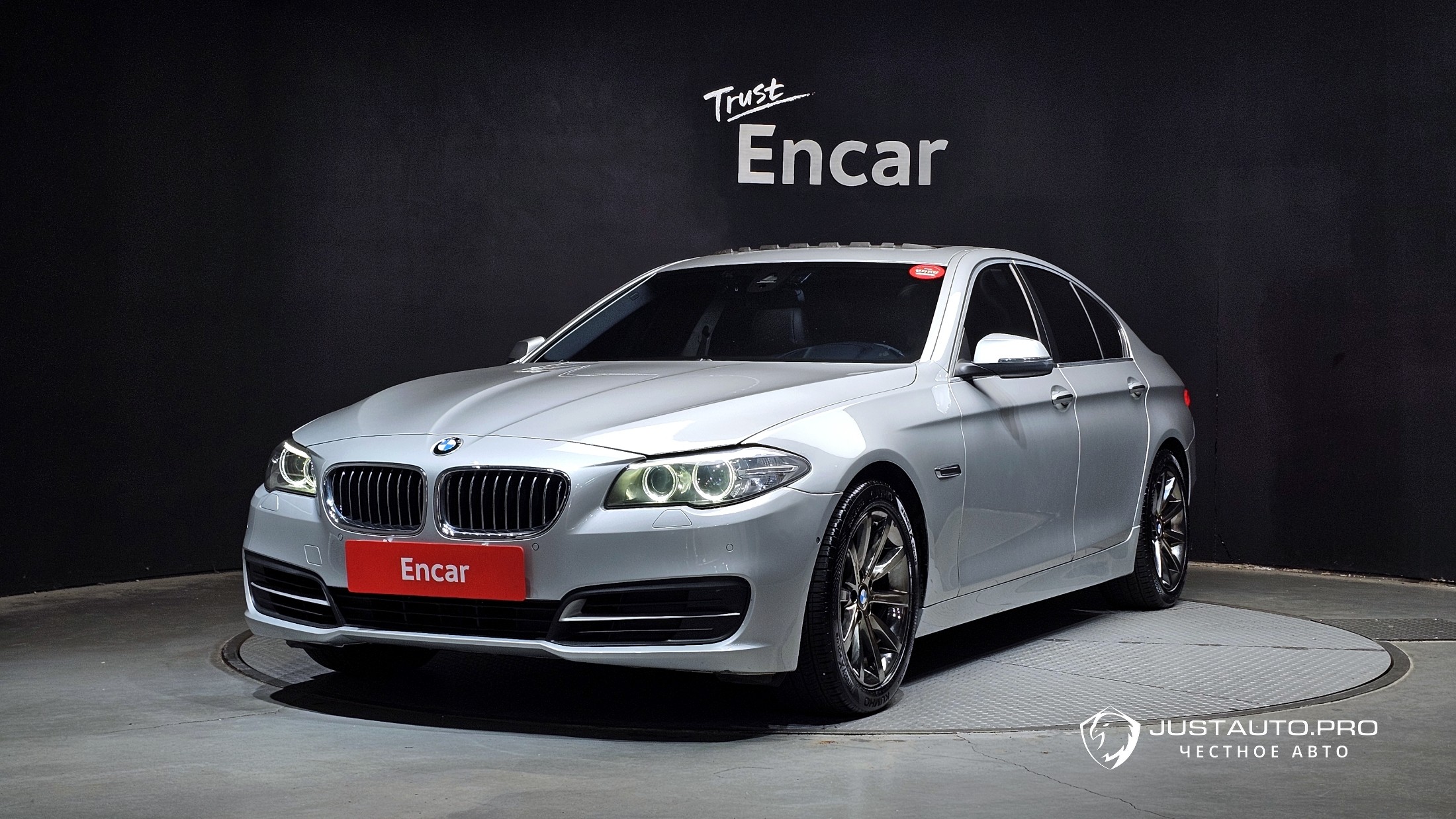 Автомобиль BMW 5-Series
