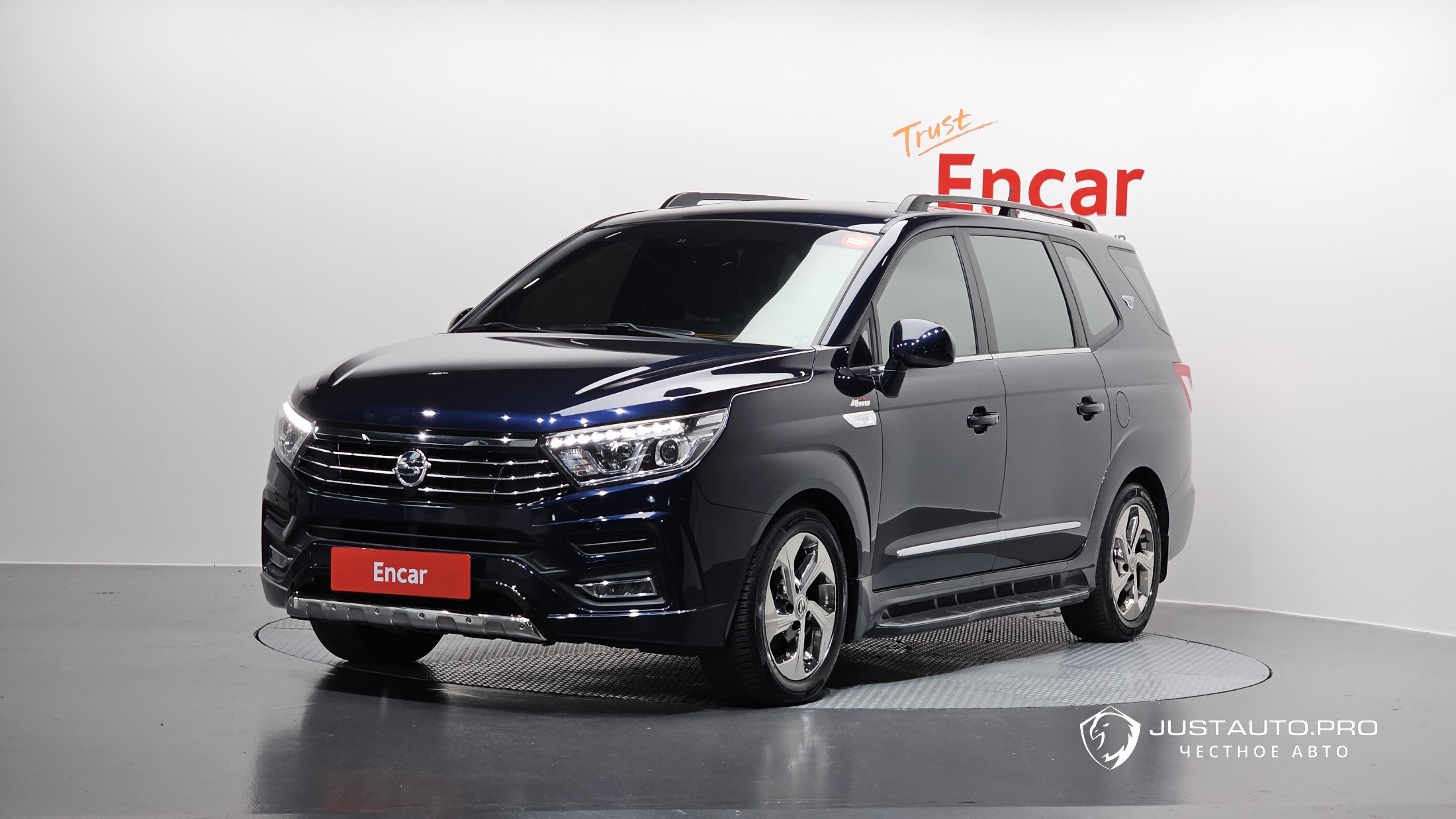 Автомобиль KG_Mobility_Ssangyong KORANDO