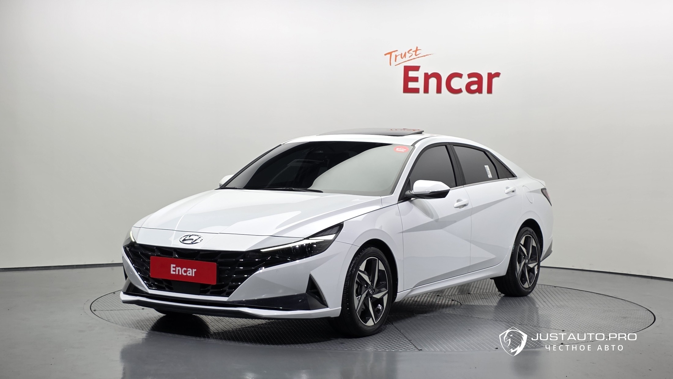 Автомобиль Hyundai AVANTE