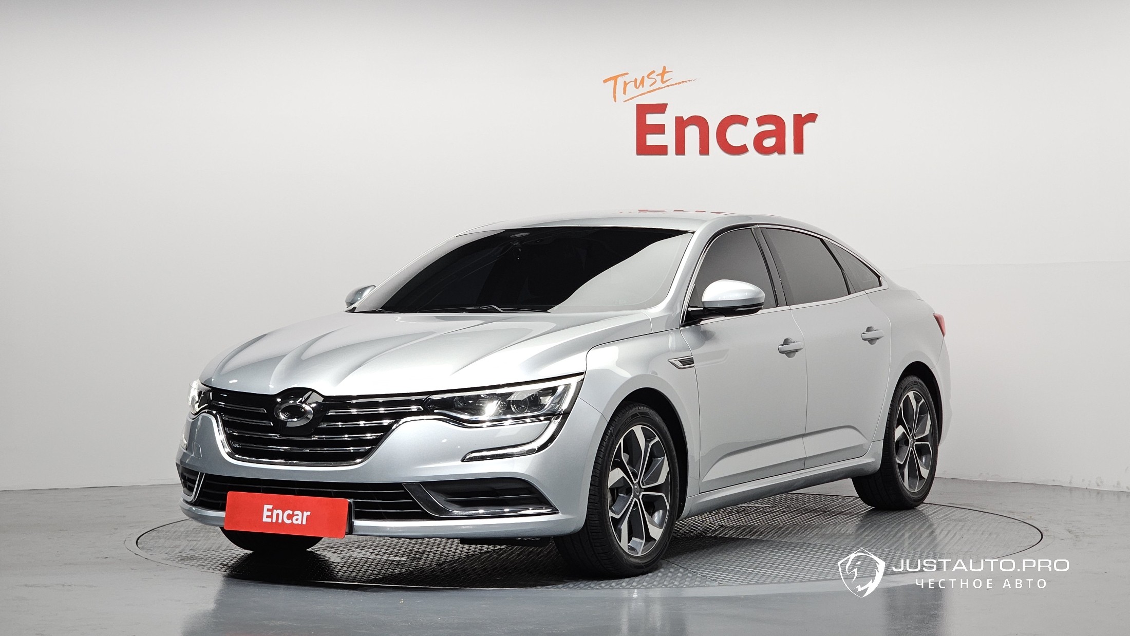 Автомобиль Renault-KoreaSamsung SM6