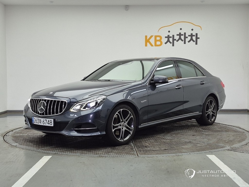 Автомобиль Mercedes-Benz E-Class