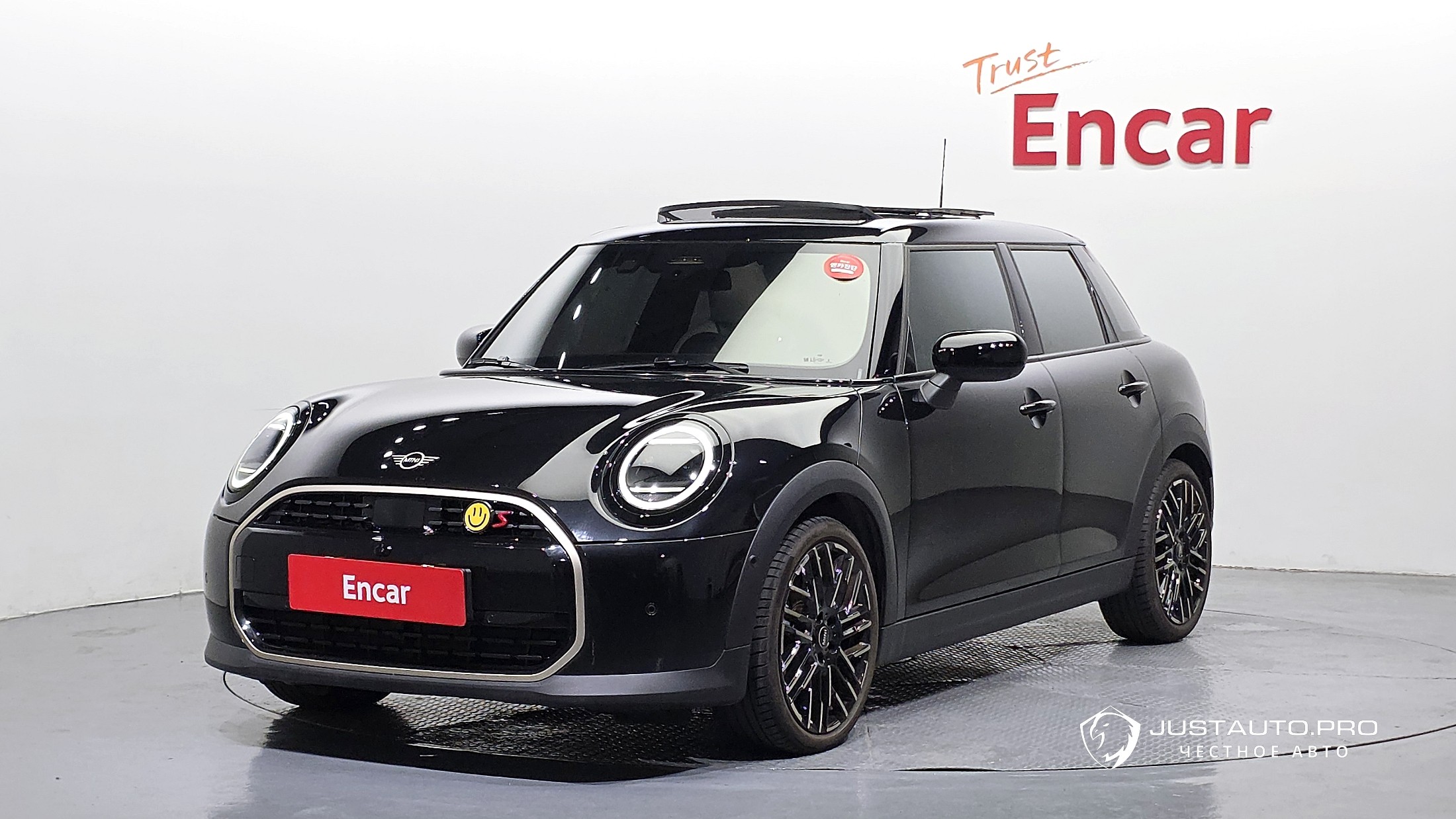 Автомобиль Mini Cooper