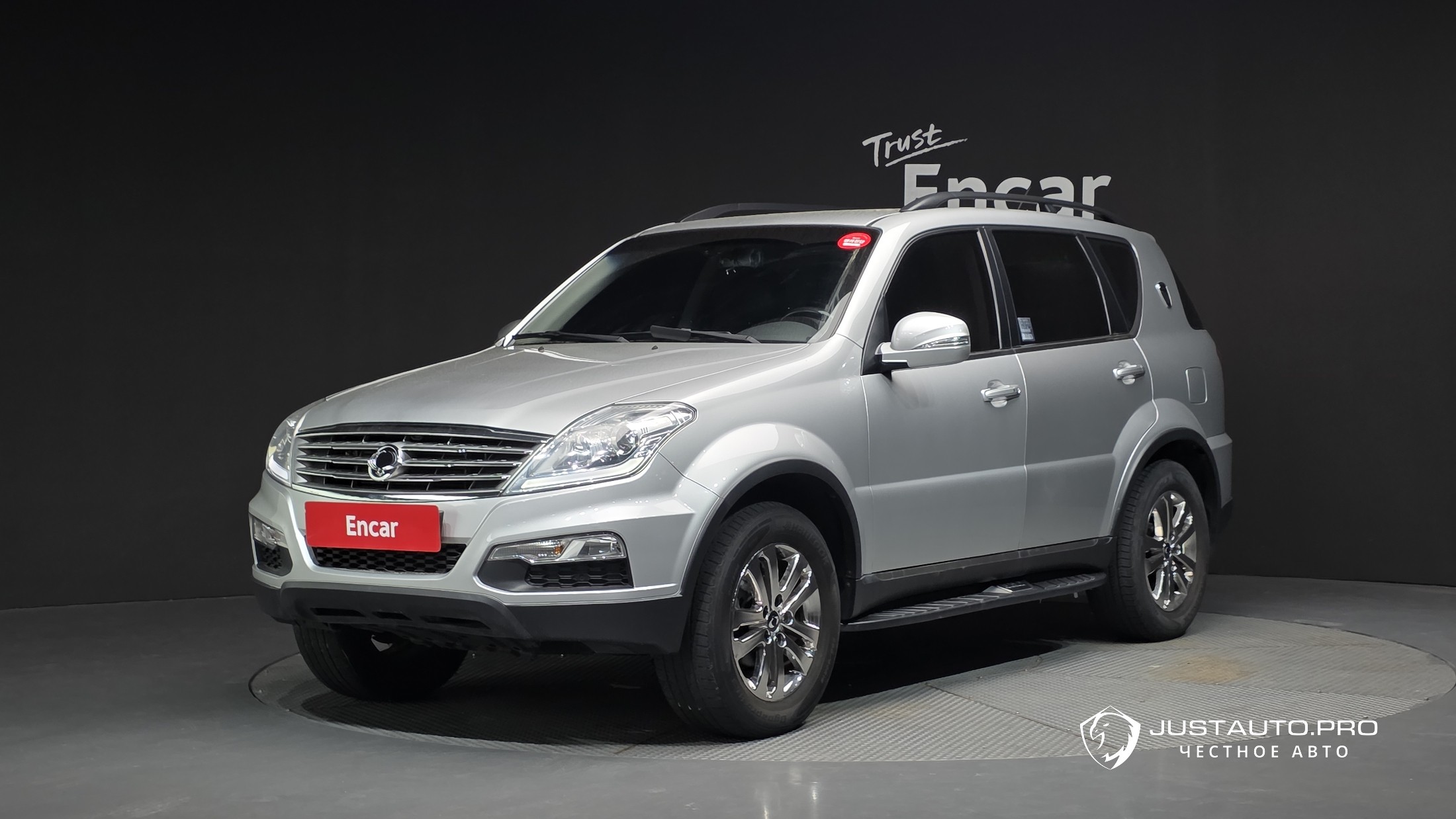 Автомобиль KG_Mobility_Ssangyong Rexton