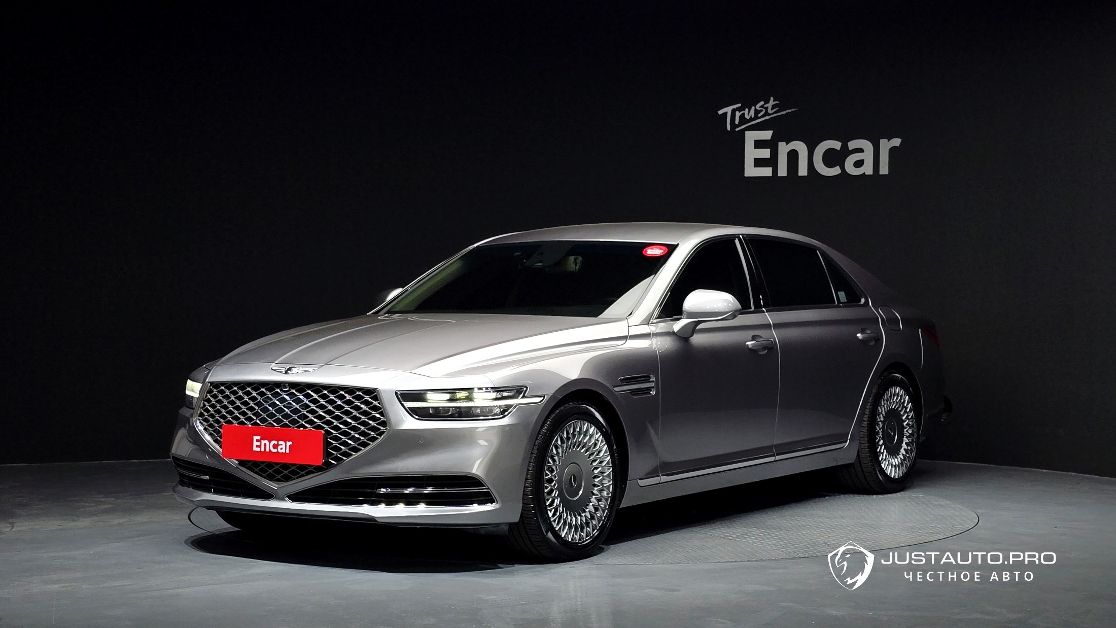 Автомобиль Genesis G90