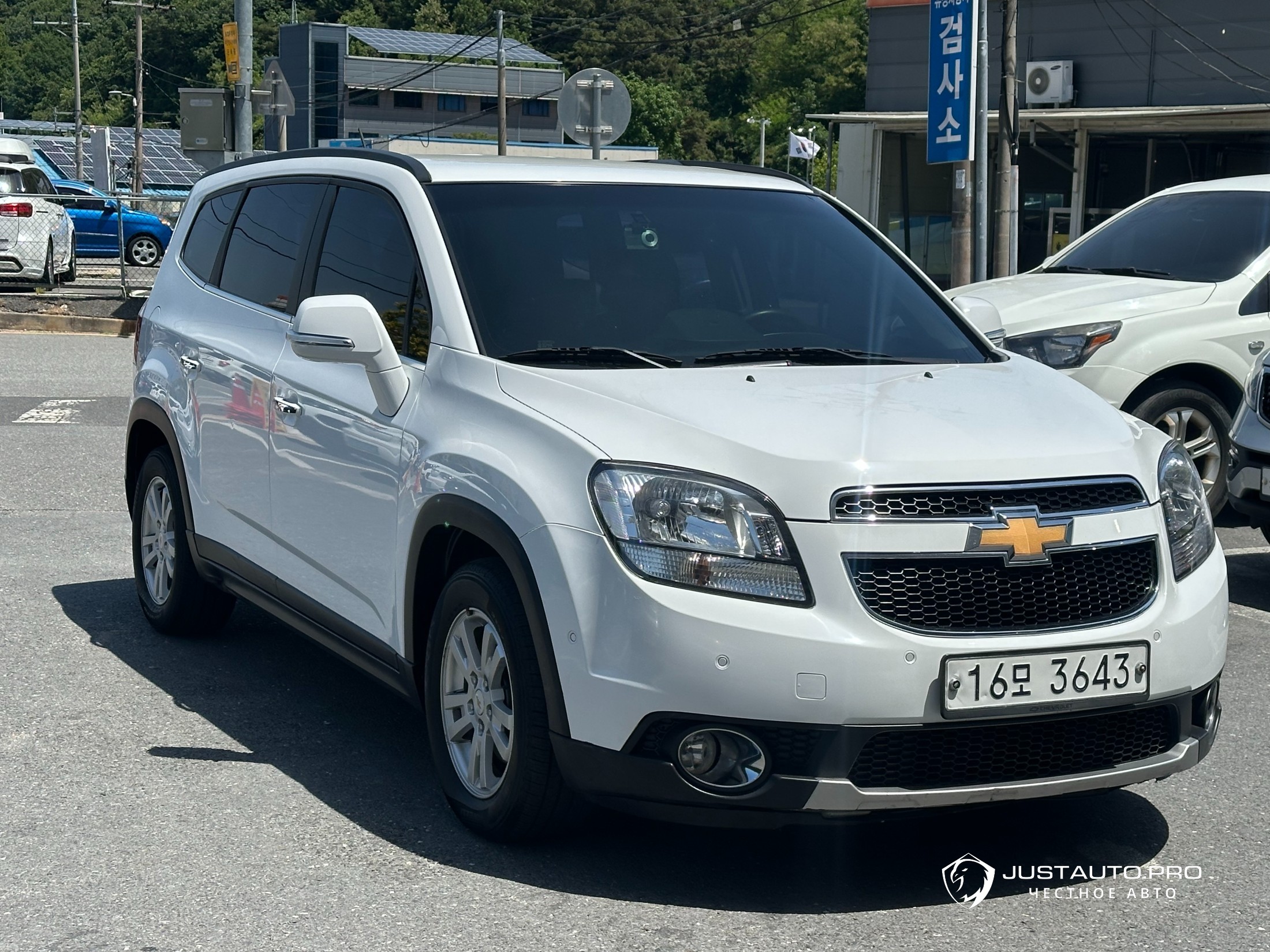Автомобиль ChevroletGMDaewoo Orlando
