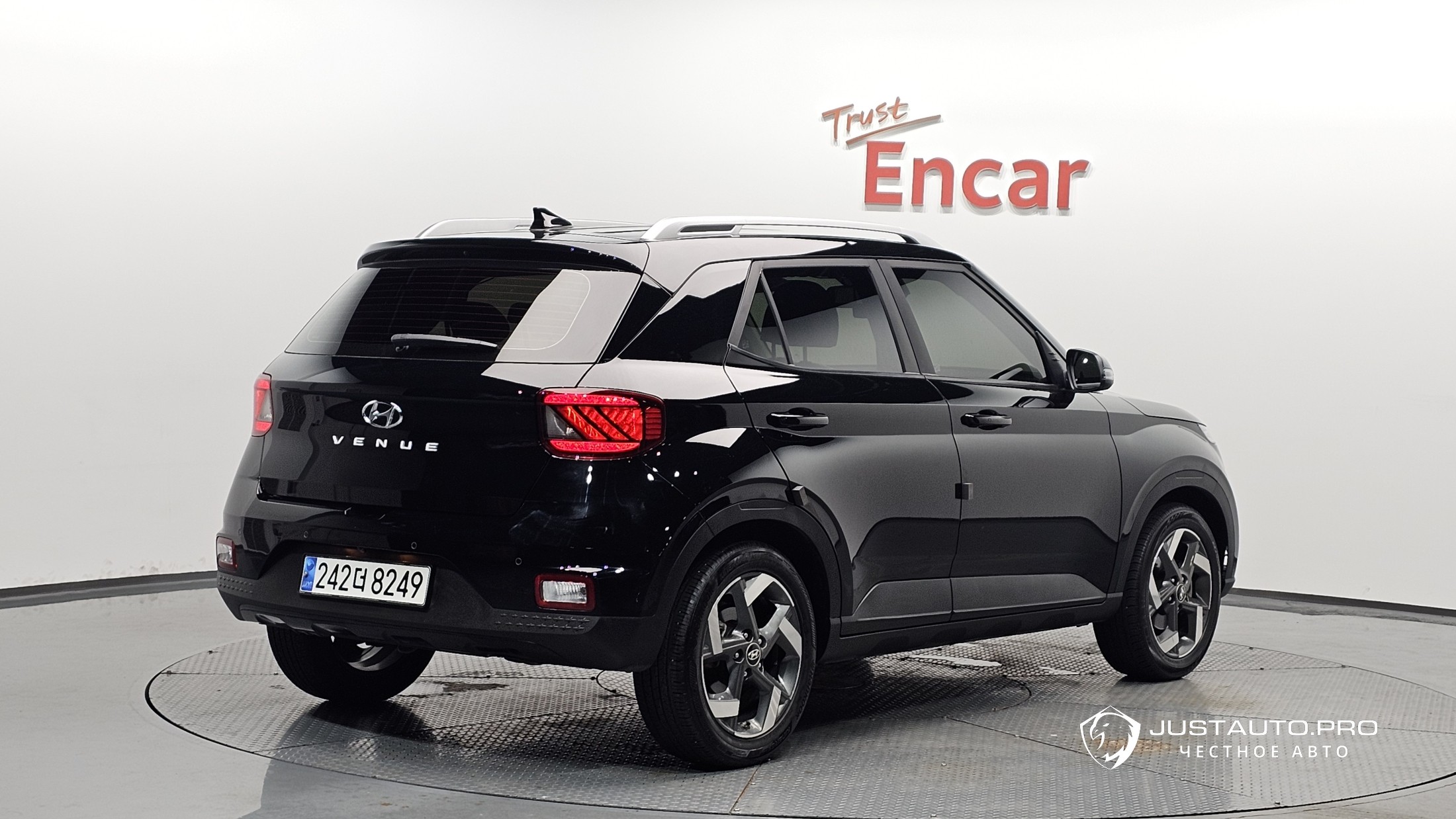 Автомобиль Hyundai Venue