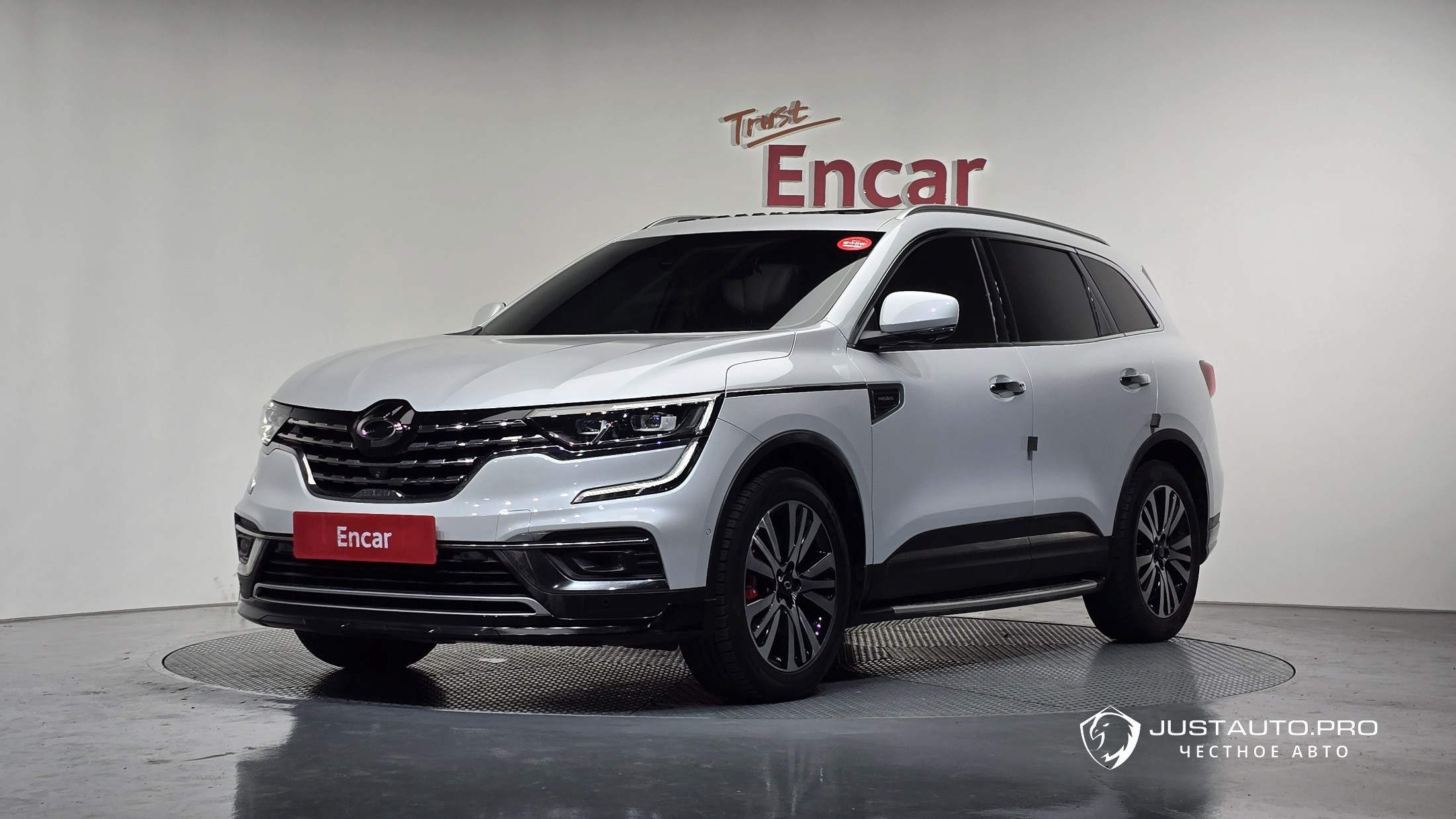 Автомобиль Renault-KoreaSamsung QM6