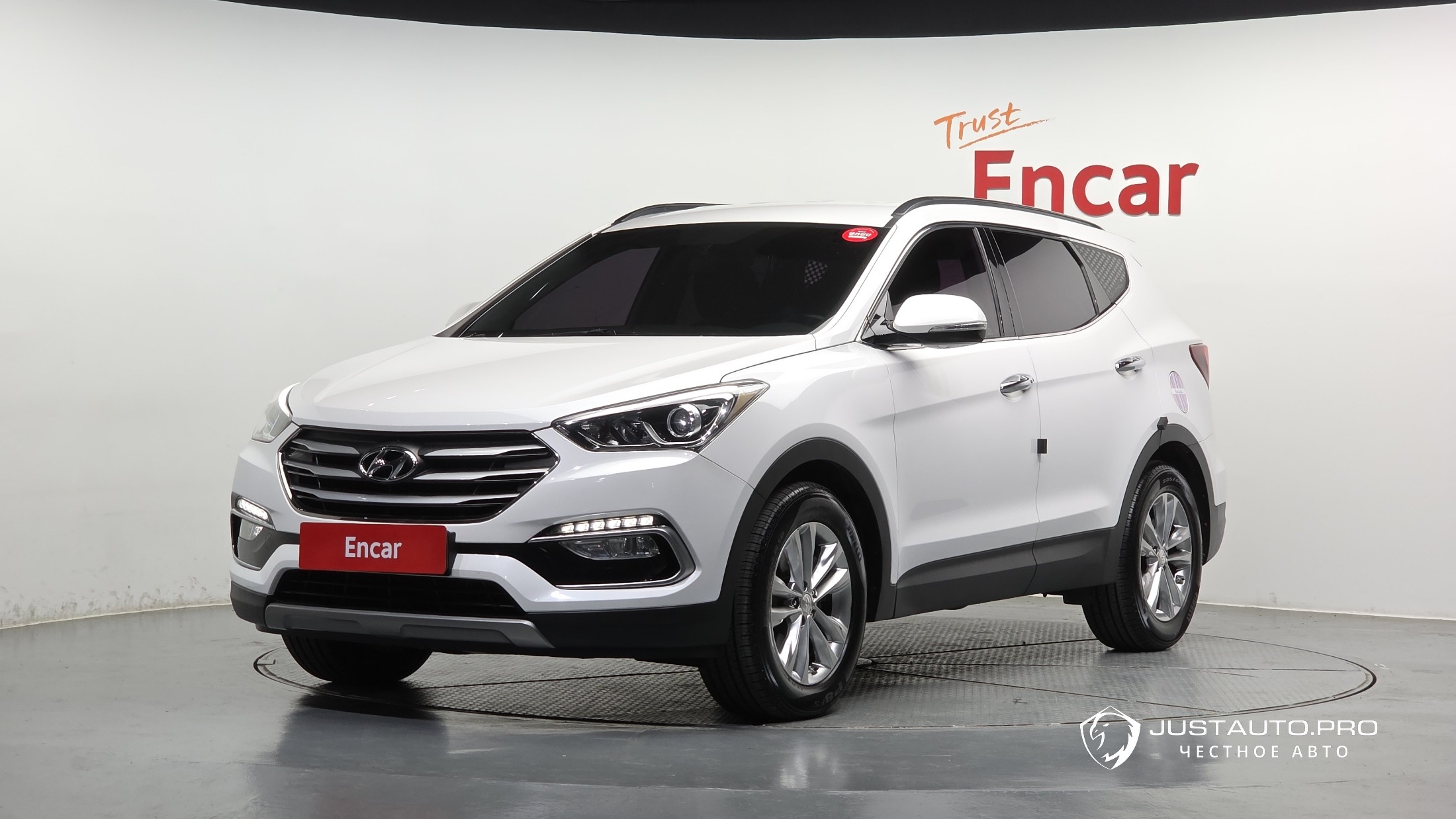 Автомобиль Hyundai Santafe