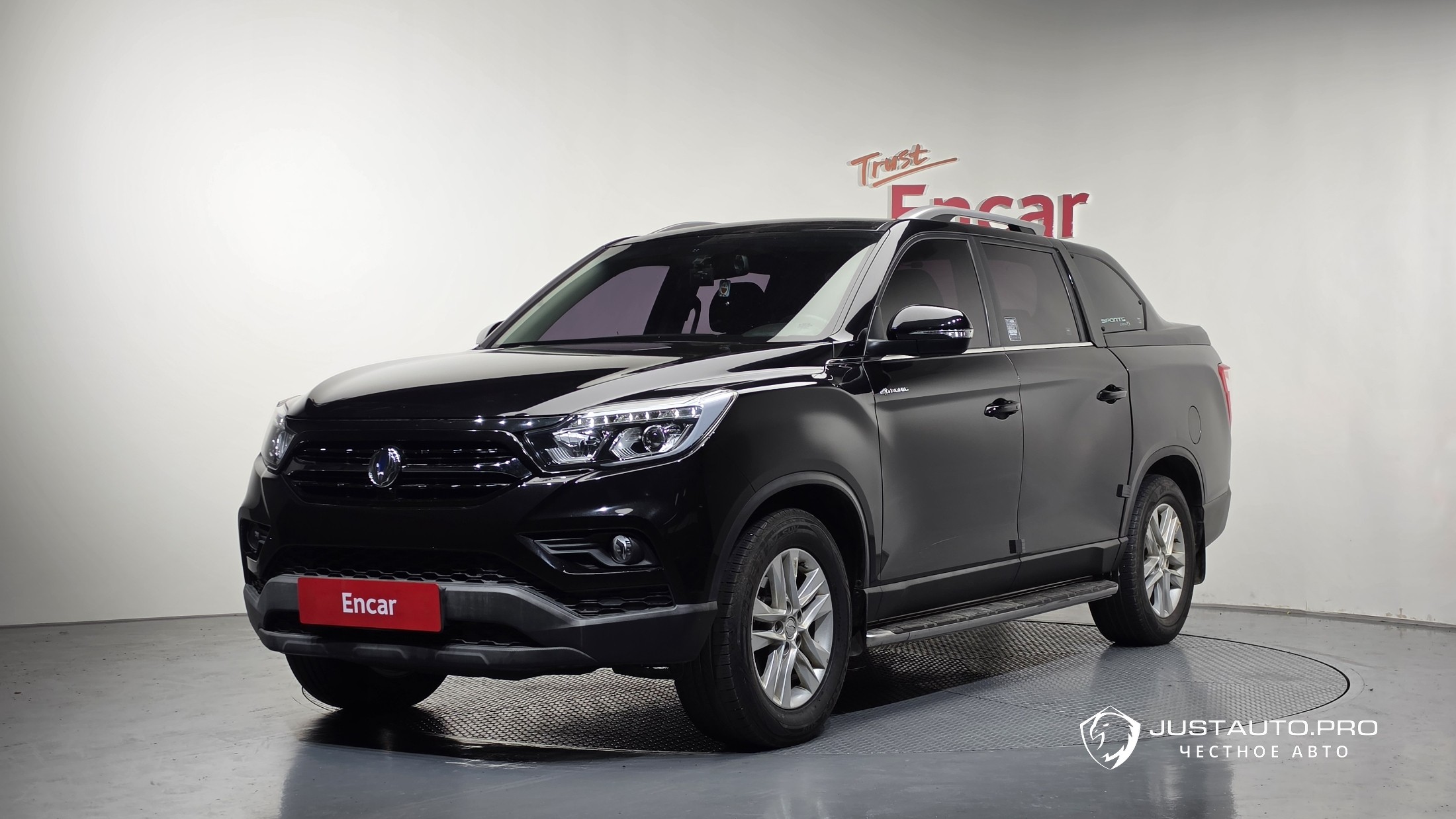 Автомобиль KG_Mobility_Ssangyong Rexton