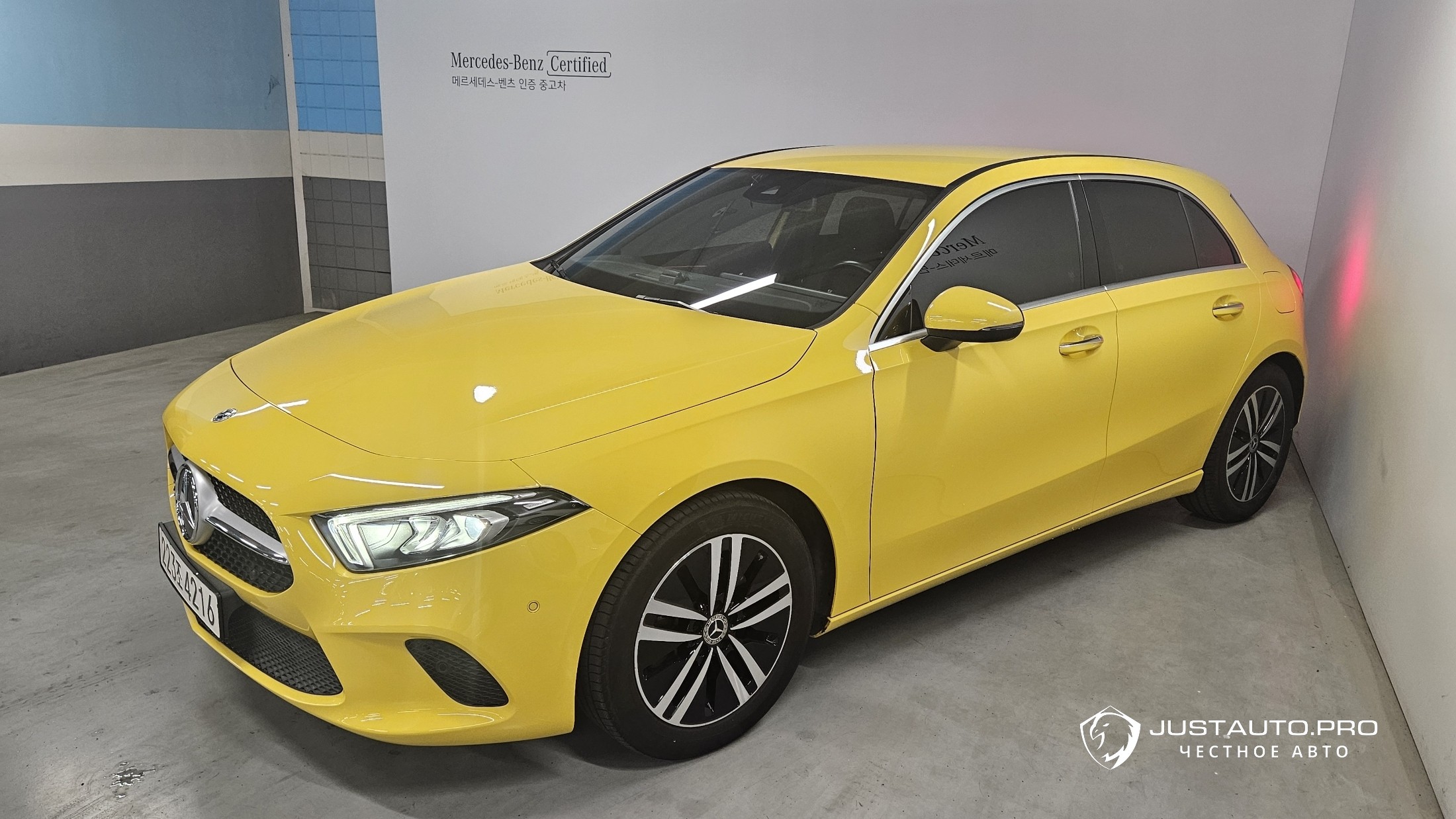Автомобиль Mercedes-Benz A-Class
