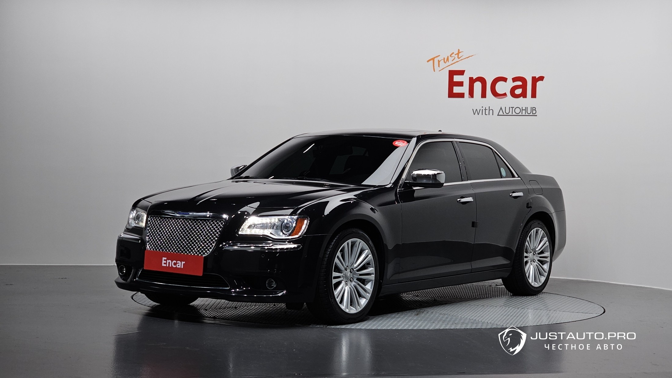 Автомобиль Chrysler 300C