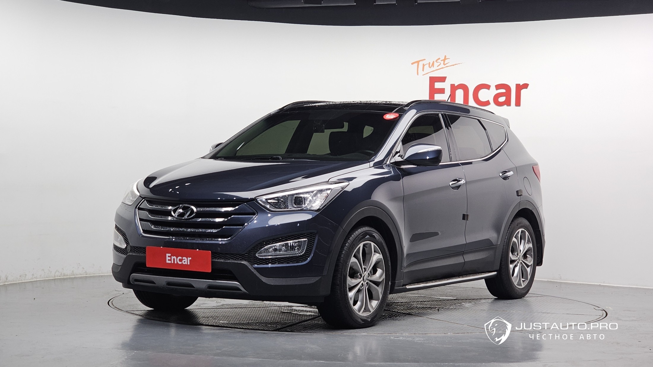 Автомобиль Hyundai Santafe