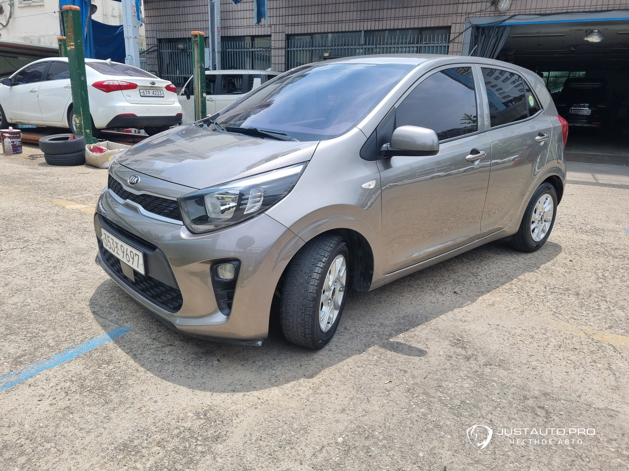 Автомобиль Kia morning