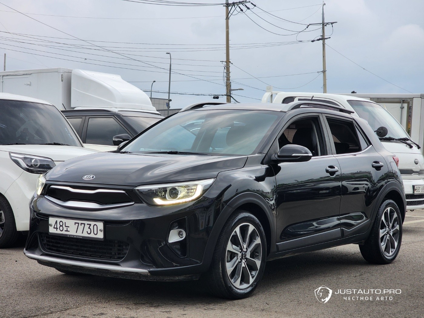 Автомобиль Kia Stonic