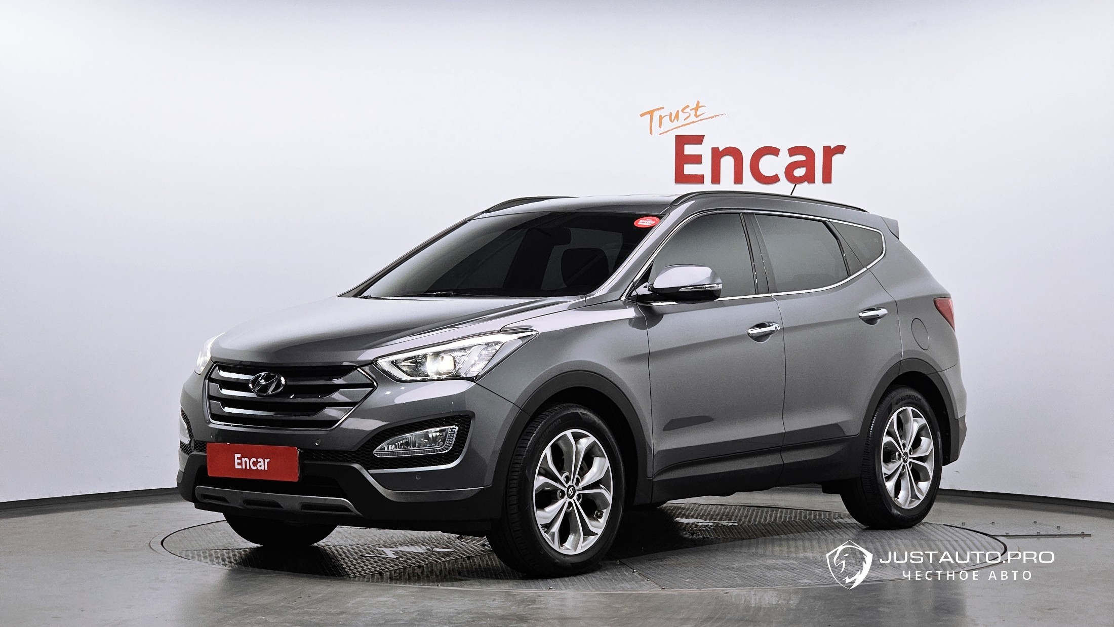 Автомобиль Hyundai Santafe