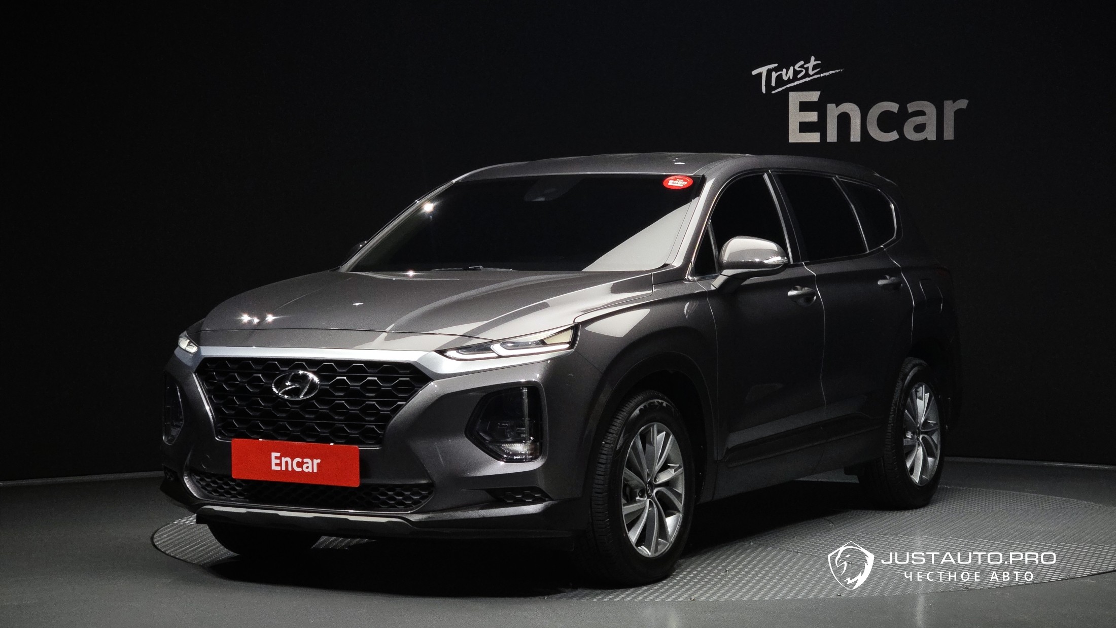 Автомобиль Hyundai Santafe