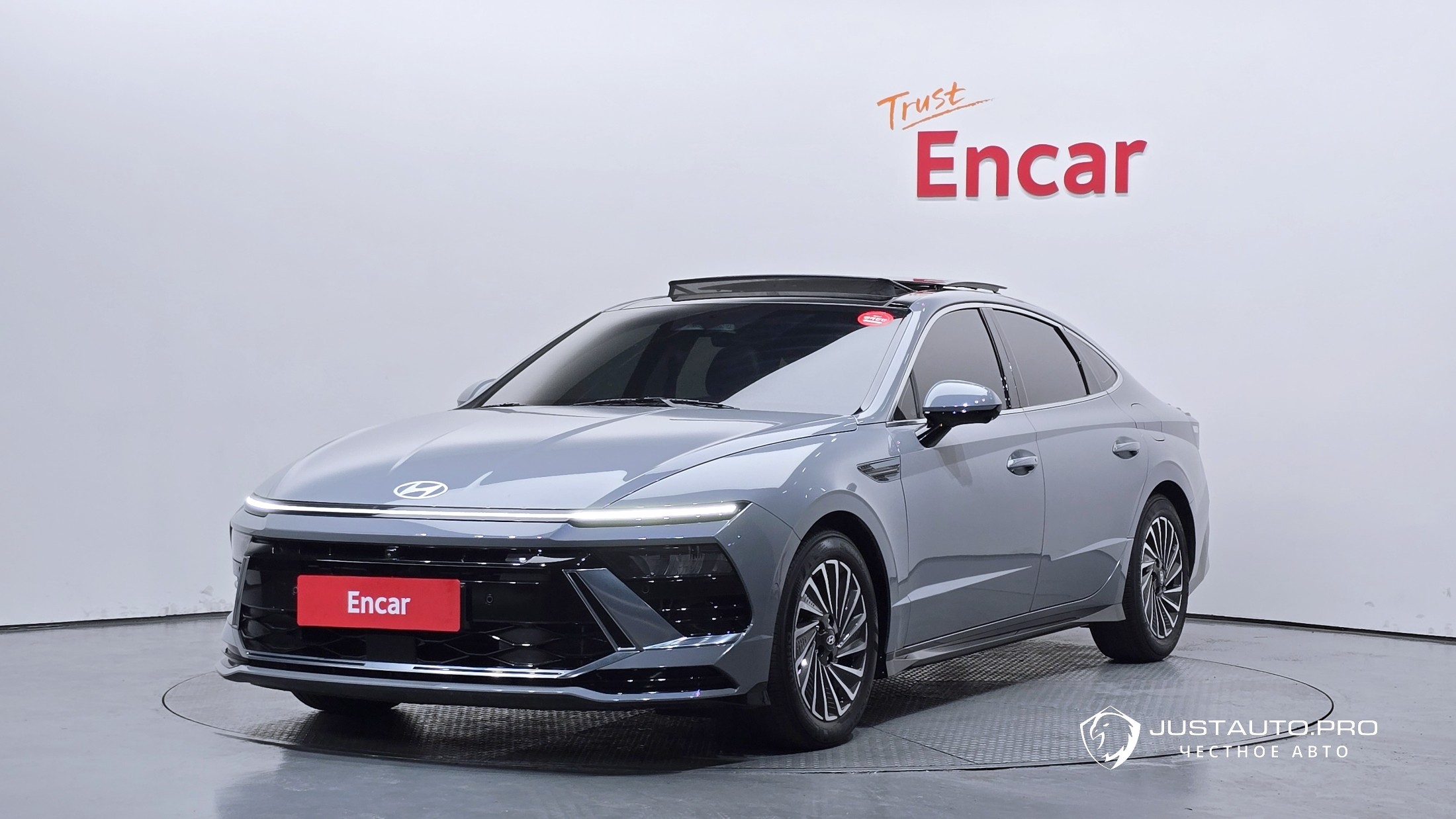 Автомобиль Hyundai Sonata