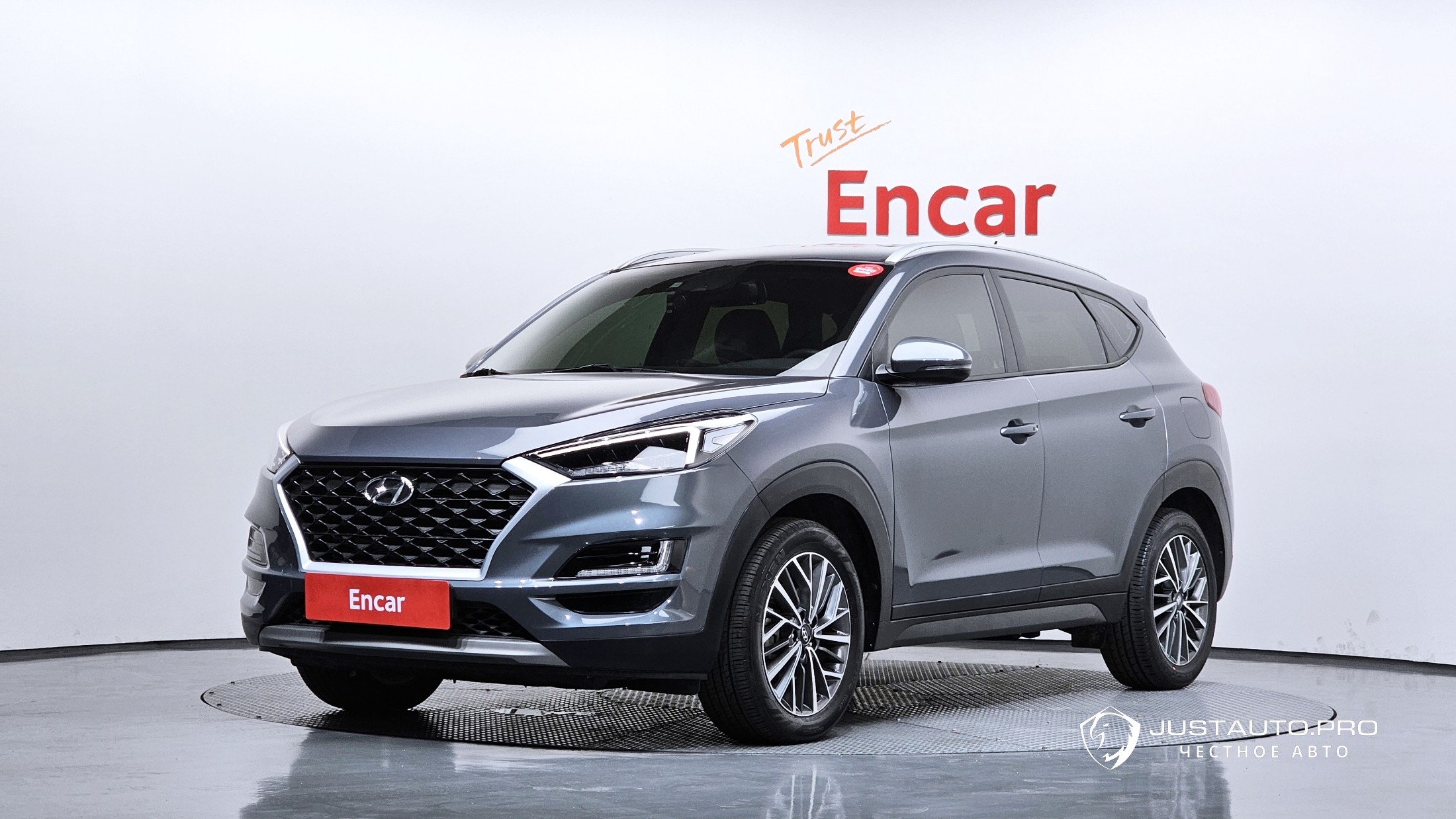 Автомобиль Hyundai Tucson