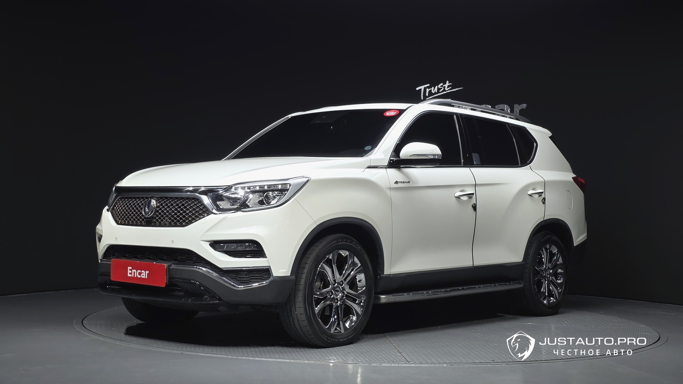 Автомобиль KG_Mobility_Ssangyong Rexton