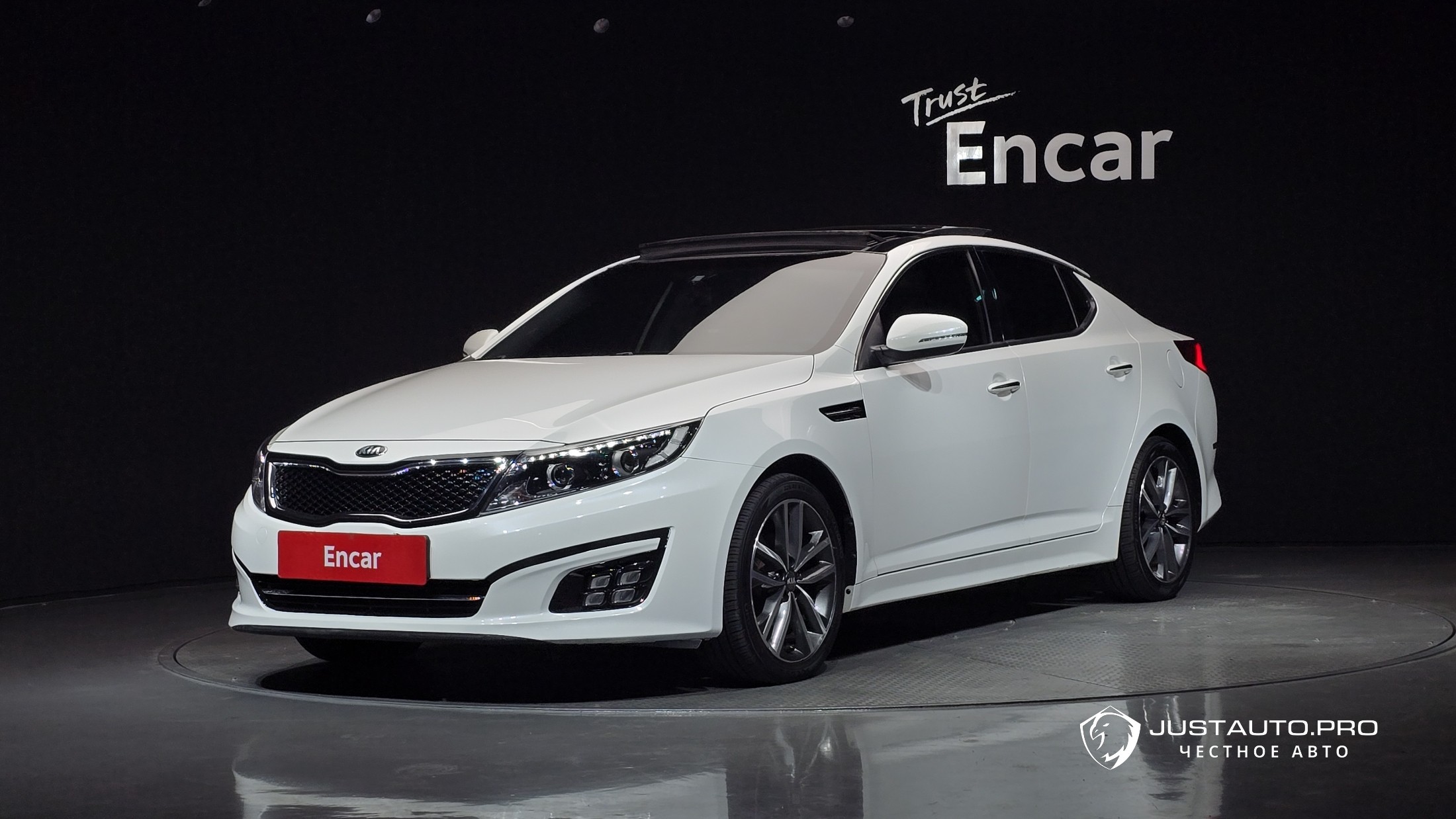 Автомобиль Kia K5