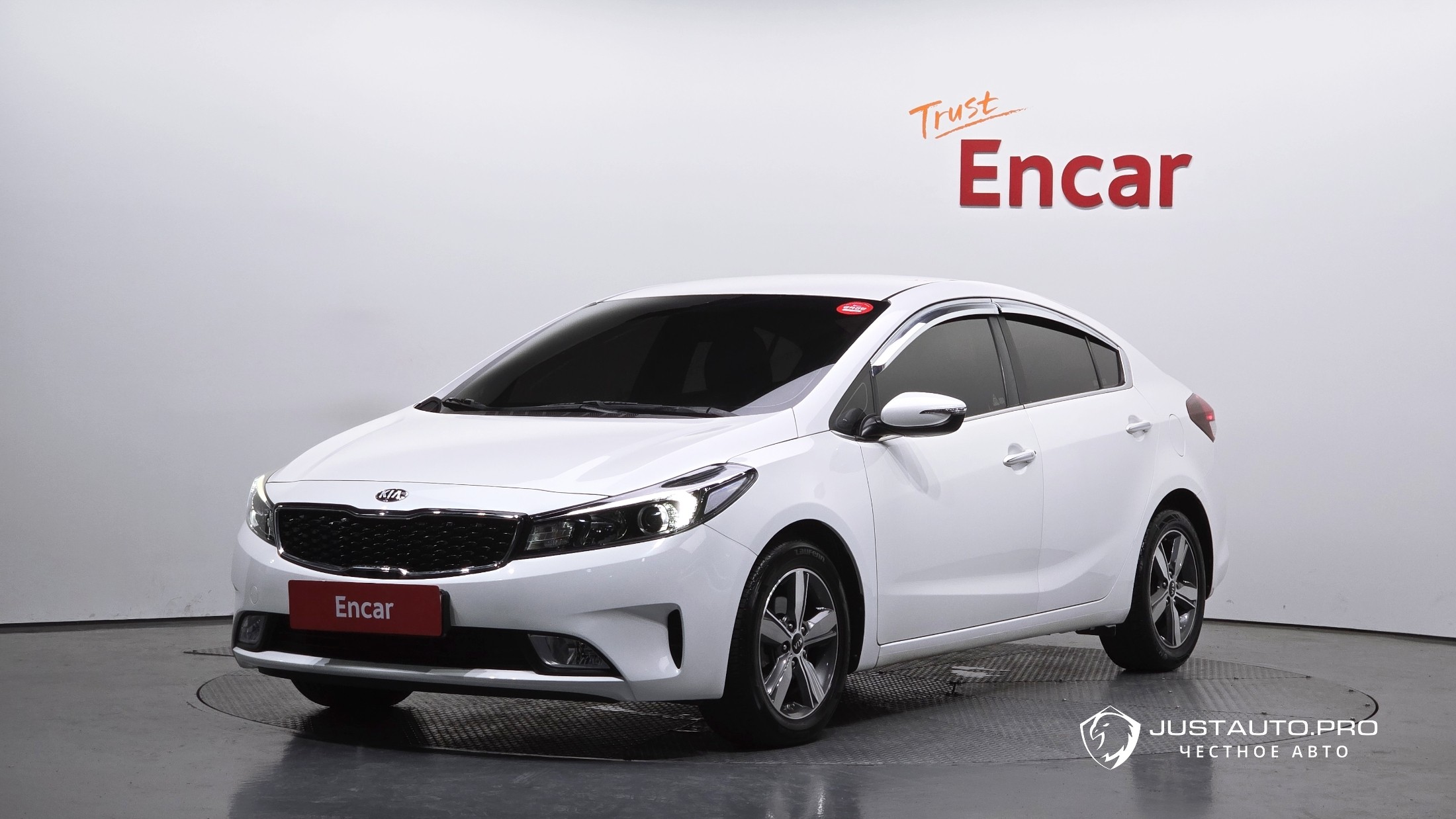 Автомобиль Kia K3